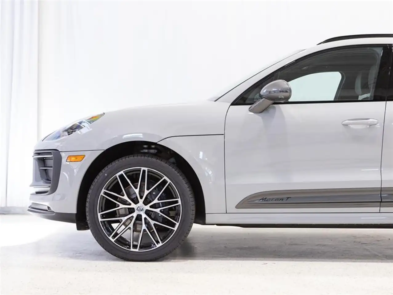 Porsche Macan снимка Porsche Macan