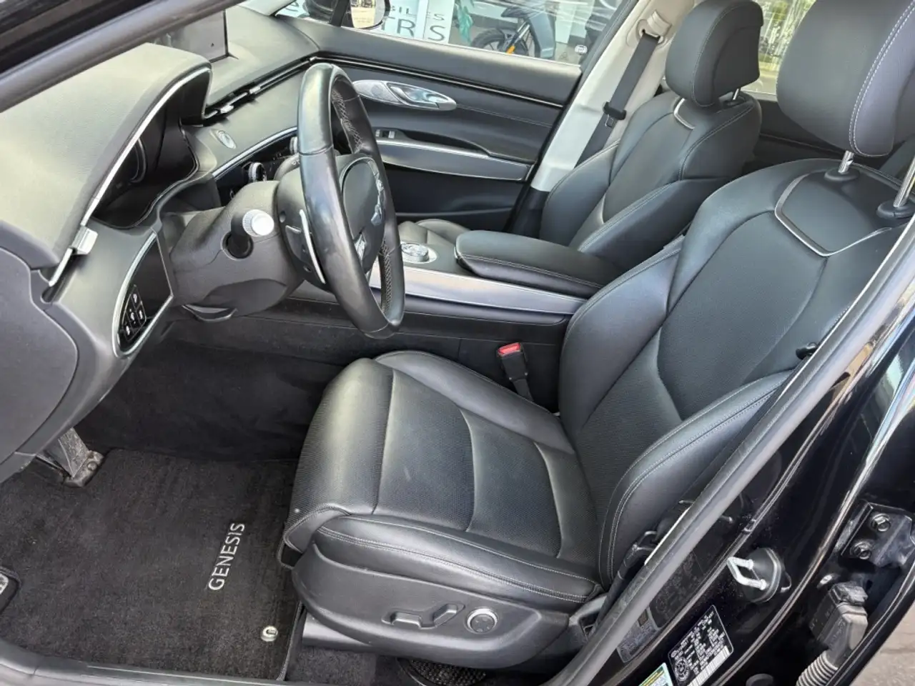 Genesis GV70 снимка Genesis GV70
