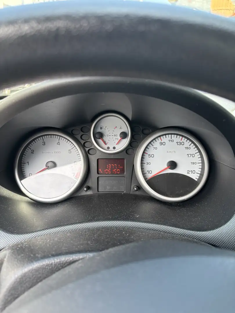 Peugeot 206 206+ 60 Weiß - 2