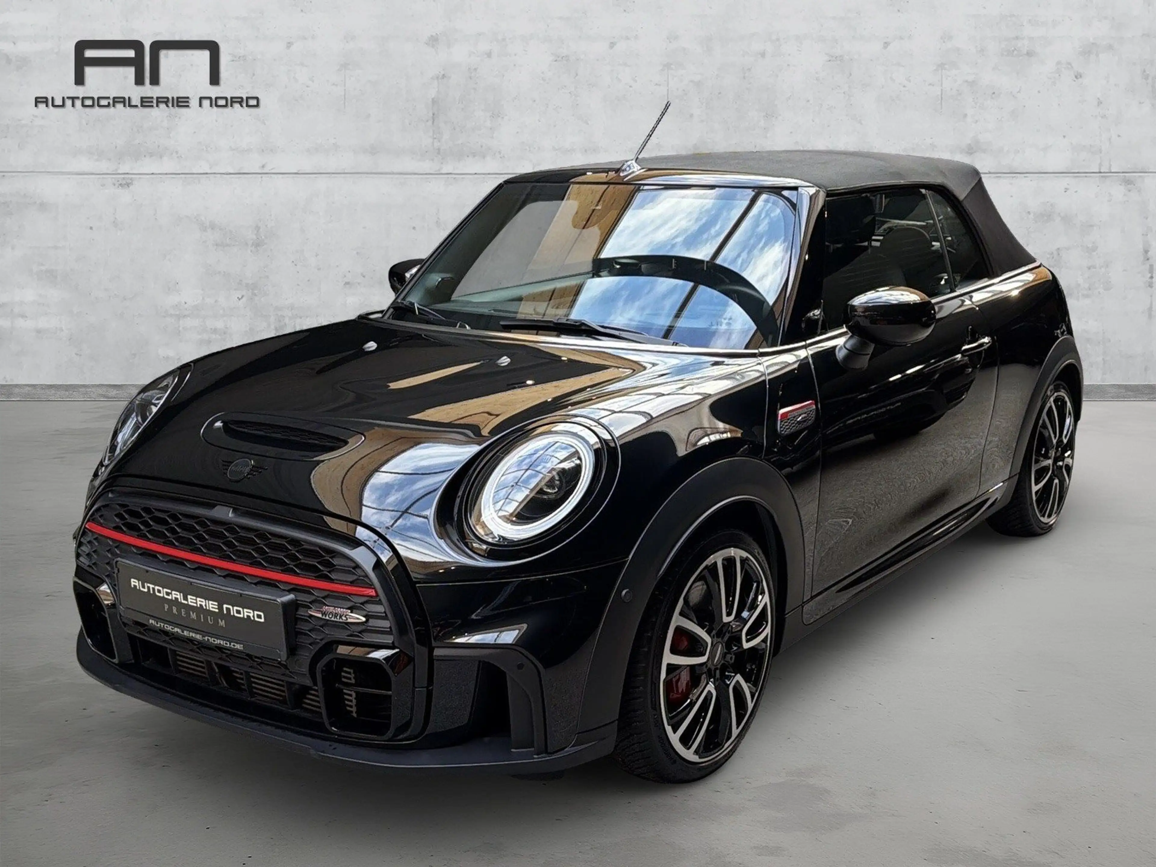 MINI John Cooper Works Cabrio JCW Trim Cabrio HUD+H&K+Leder+RFK — photo 2