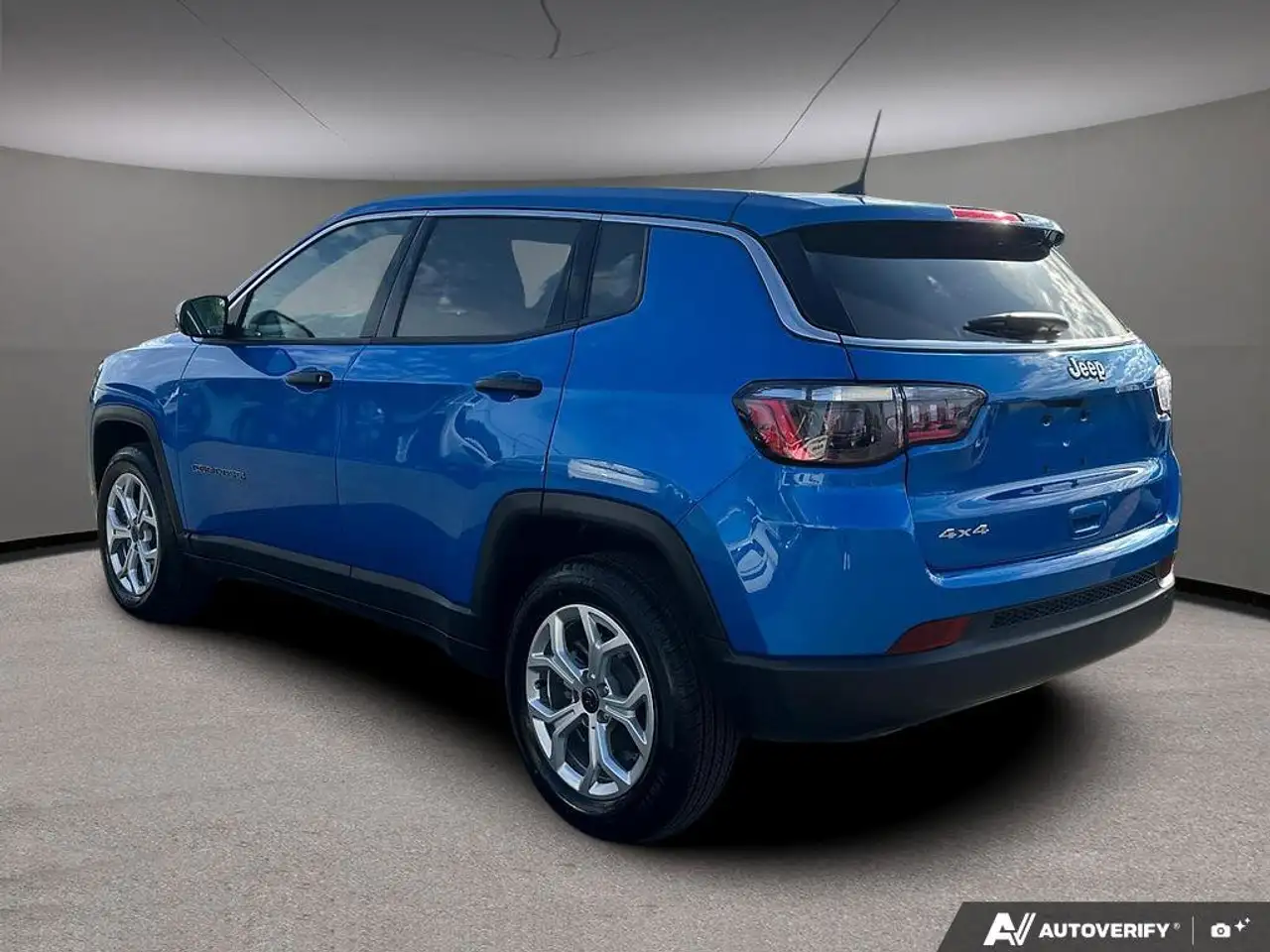 Jeep Compass снимка Jeep Compass