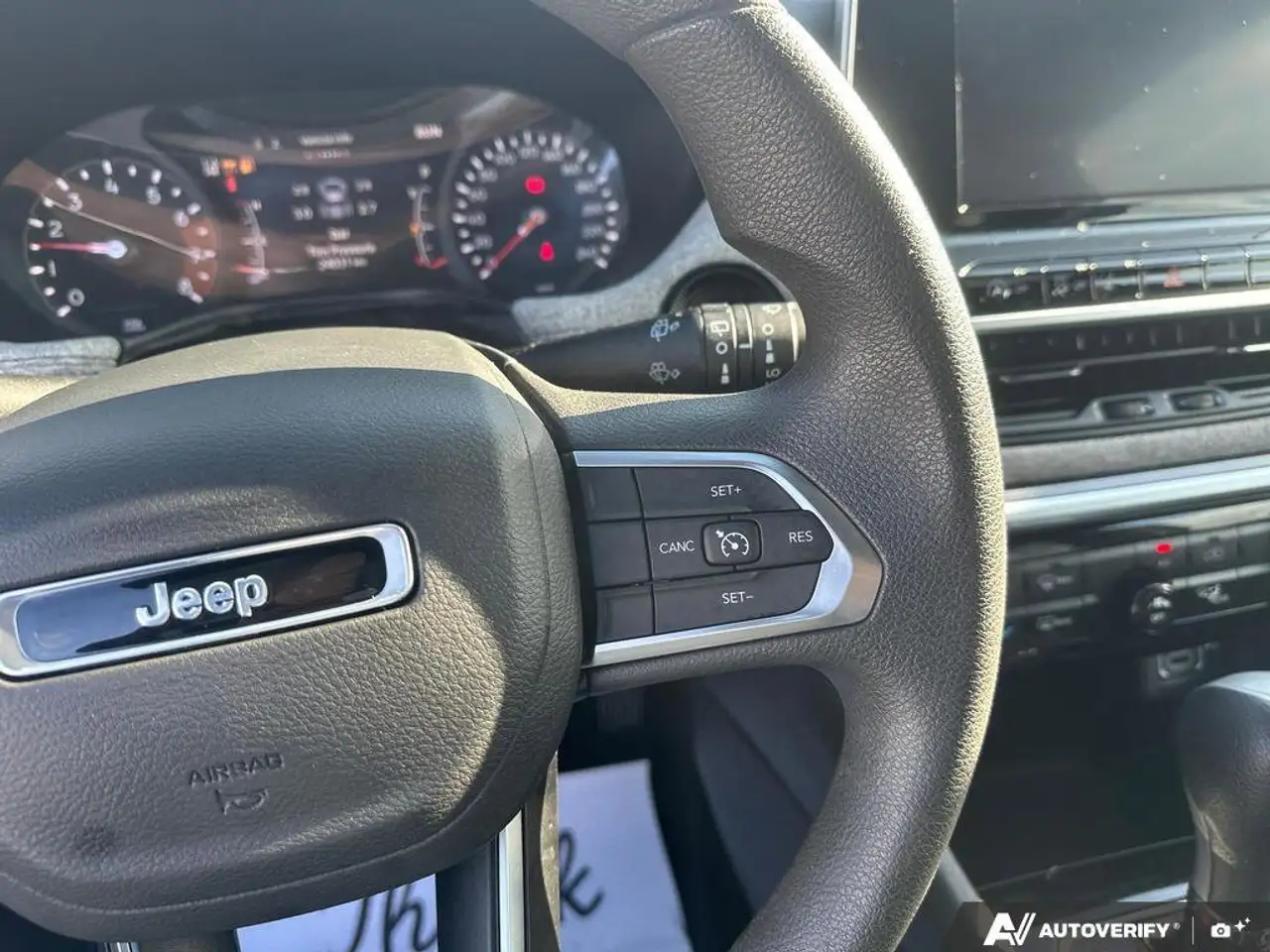 Jeep Compass снимка Jeep Compass
