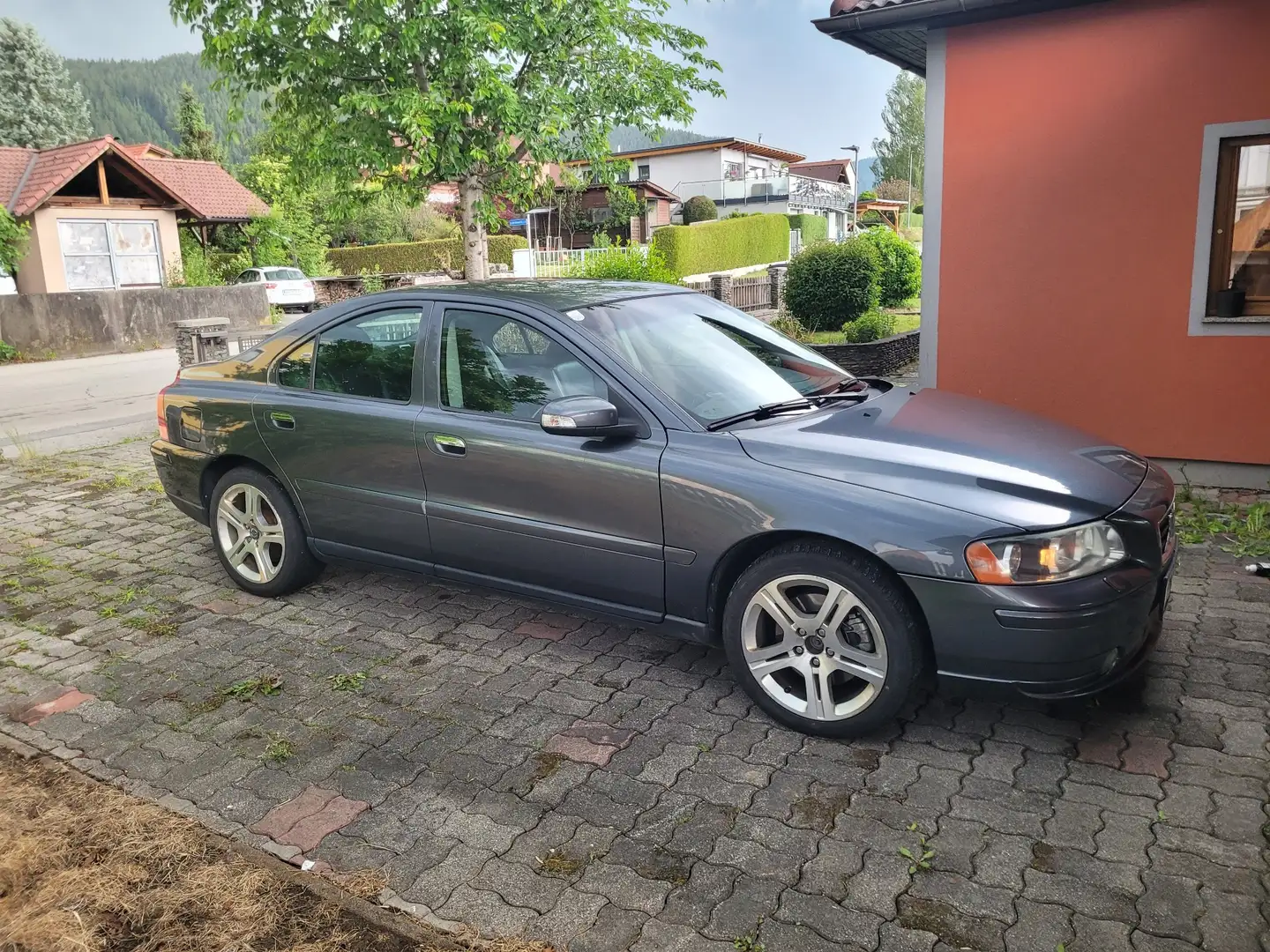 Volvo S60 2.4D Summum - 2