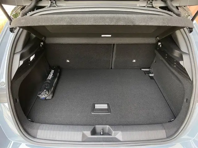 Opel Astra view 9