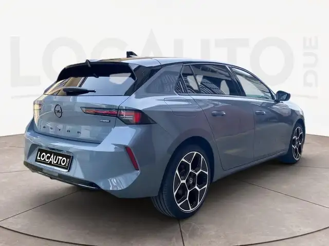 Opel Astra view 26