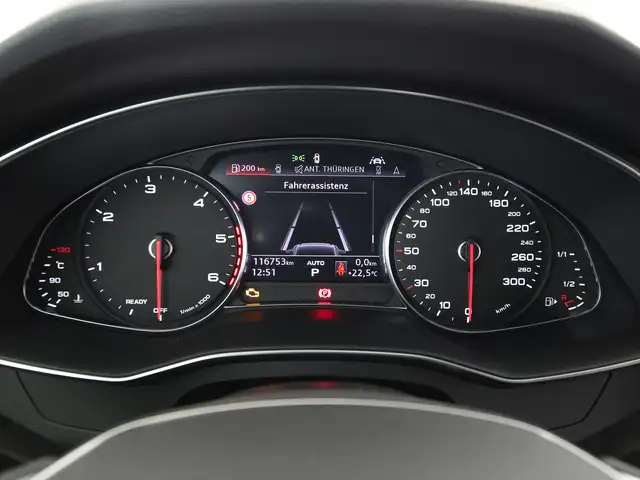 Audi A6 view 12