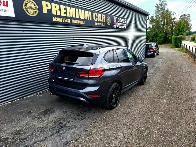 BMW X1 view 8