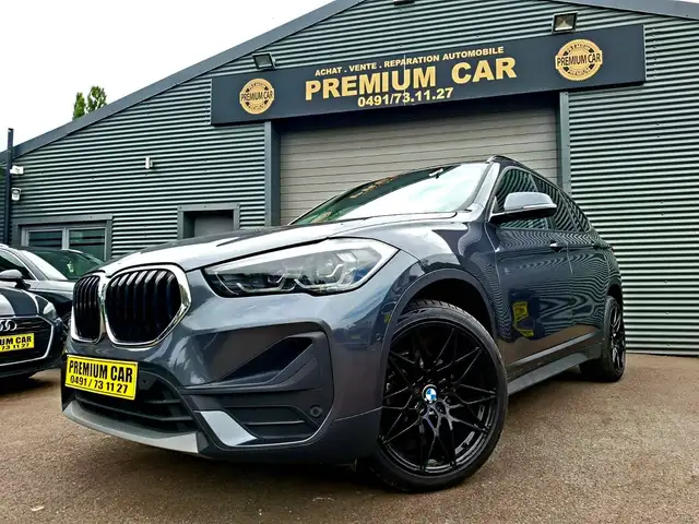 BMW X1 view 3