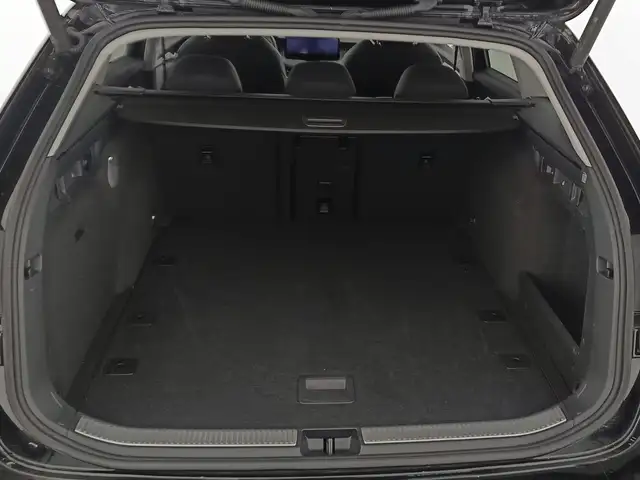 Skoda Superb view 7