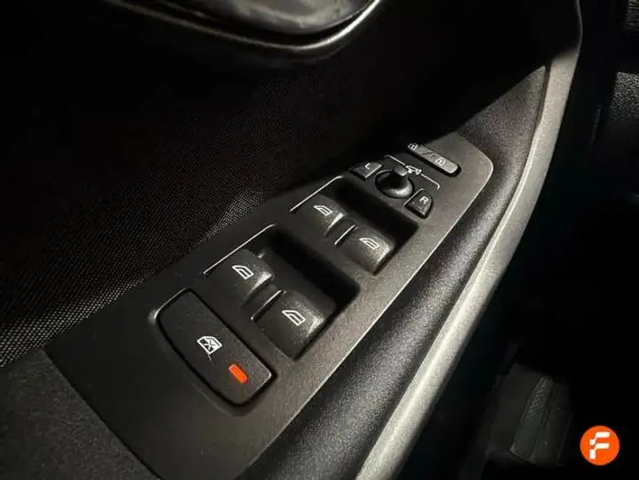 Volvo S40 2017, foto 22