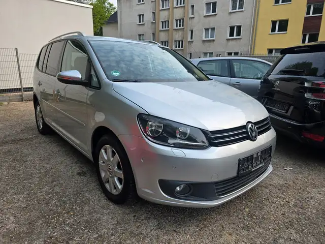 Volkswagen Touran Cup BMT*7Sitzer *AUTOMATIK