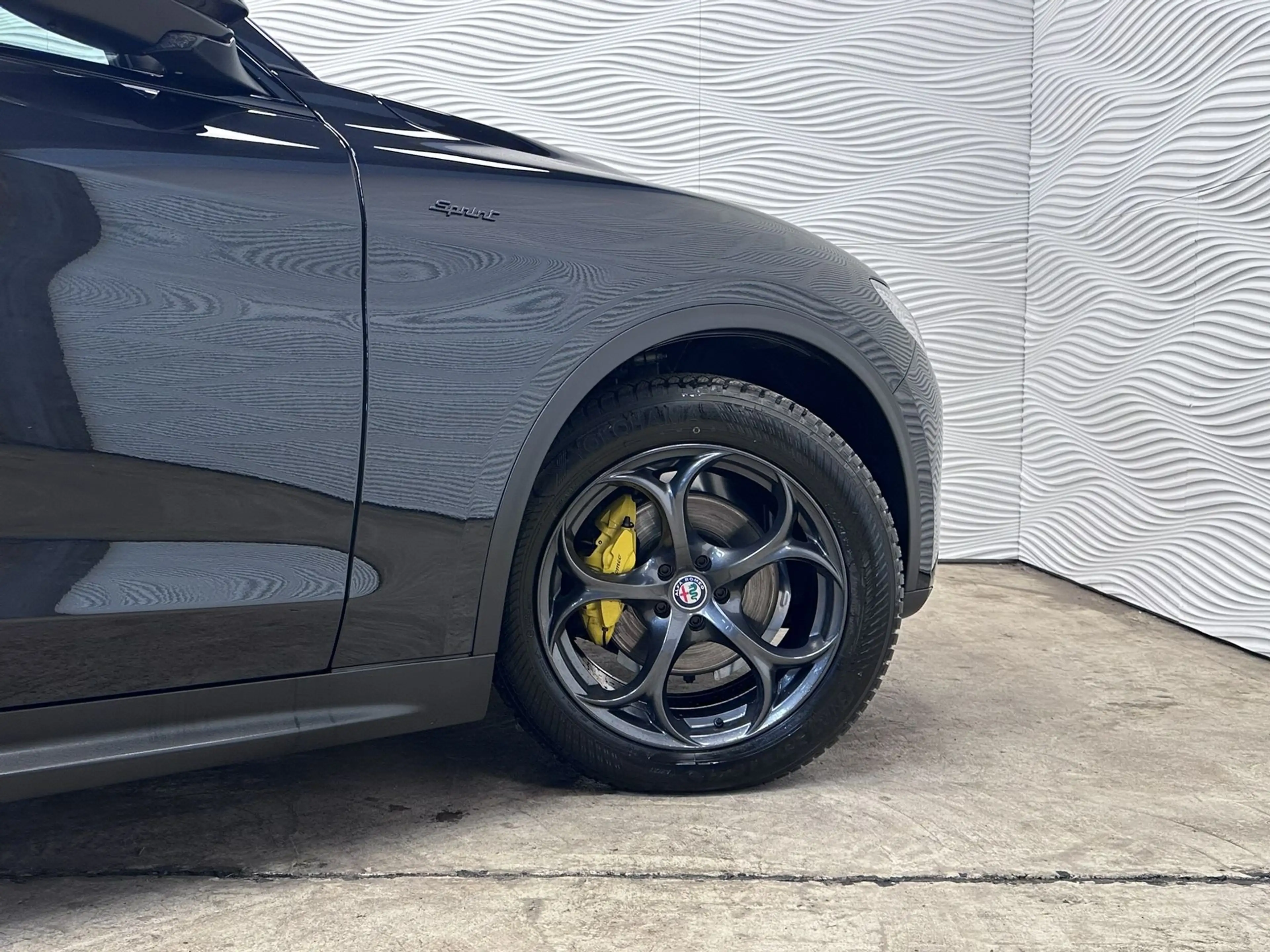 Alfa Romeo Stelvio 2.2 JTDM*AUT*SPRINT*PANO*NAVI*ACC*KEYLESS* — photo 14