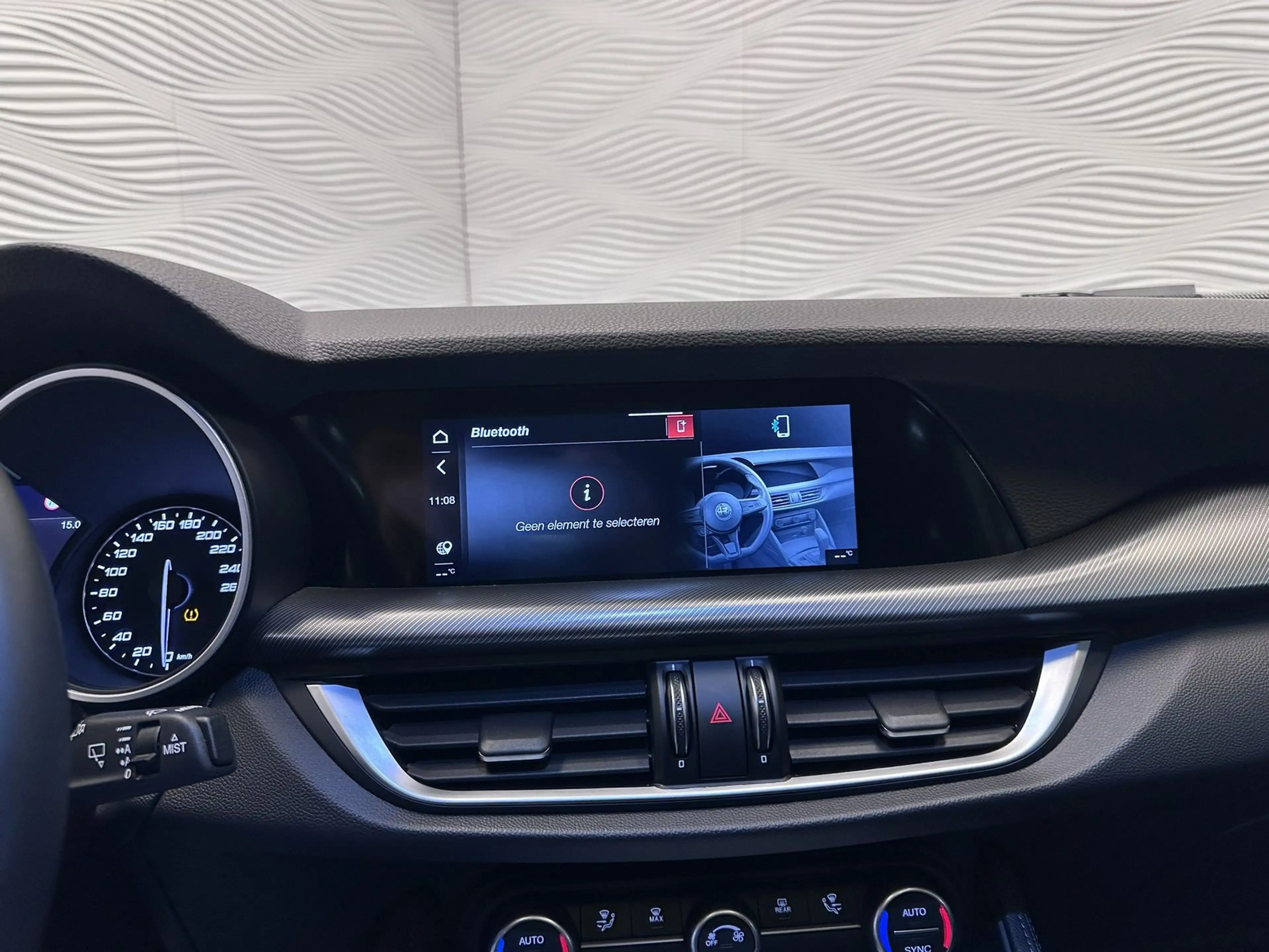 Alfa Romeo Stelvio 2.2 JTDM*AUT*SPRINT*PANO*NAVI*ACC*KEYLESS* — photo 28