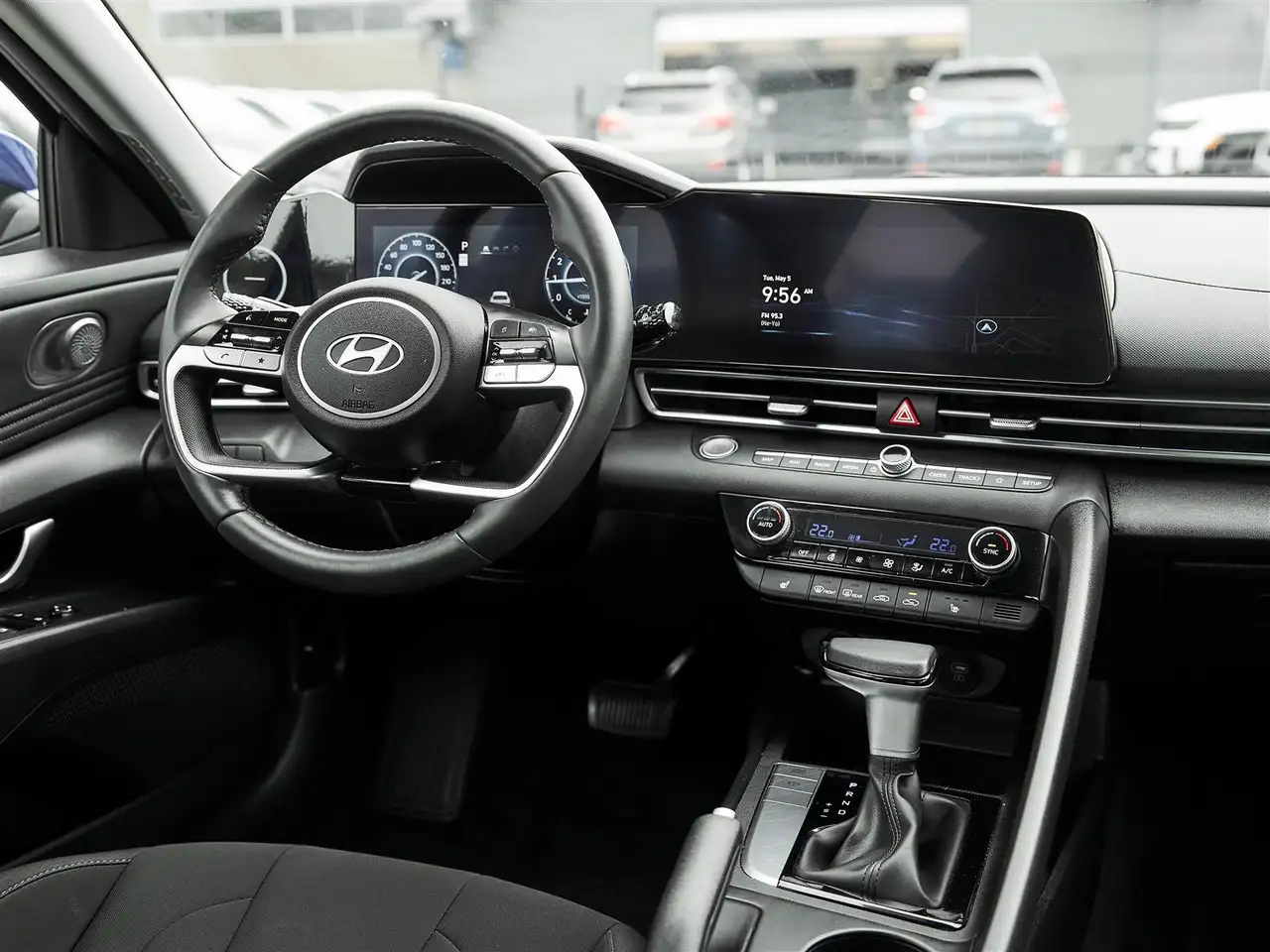 Hyundai ELANTRA снимка Hyundai ELANTRA