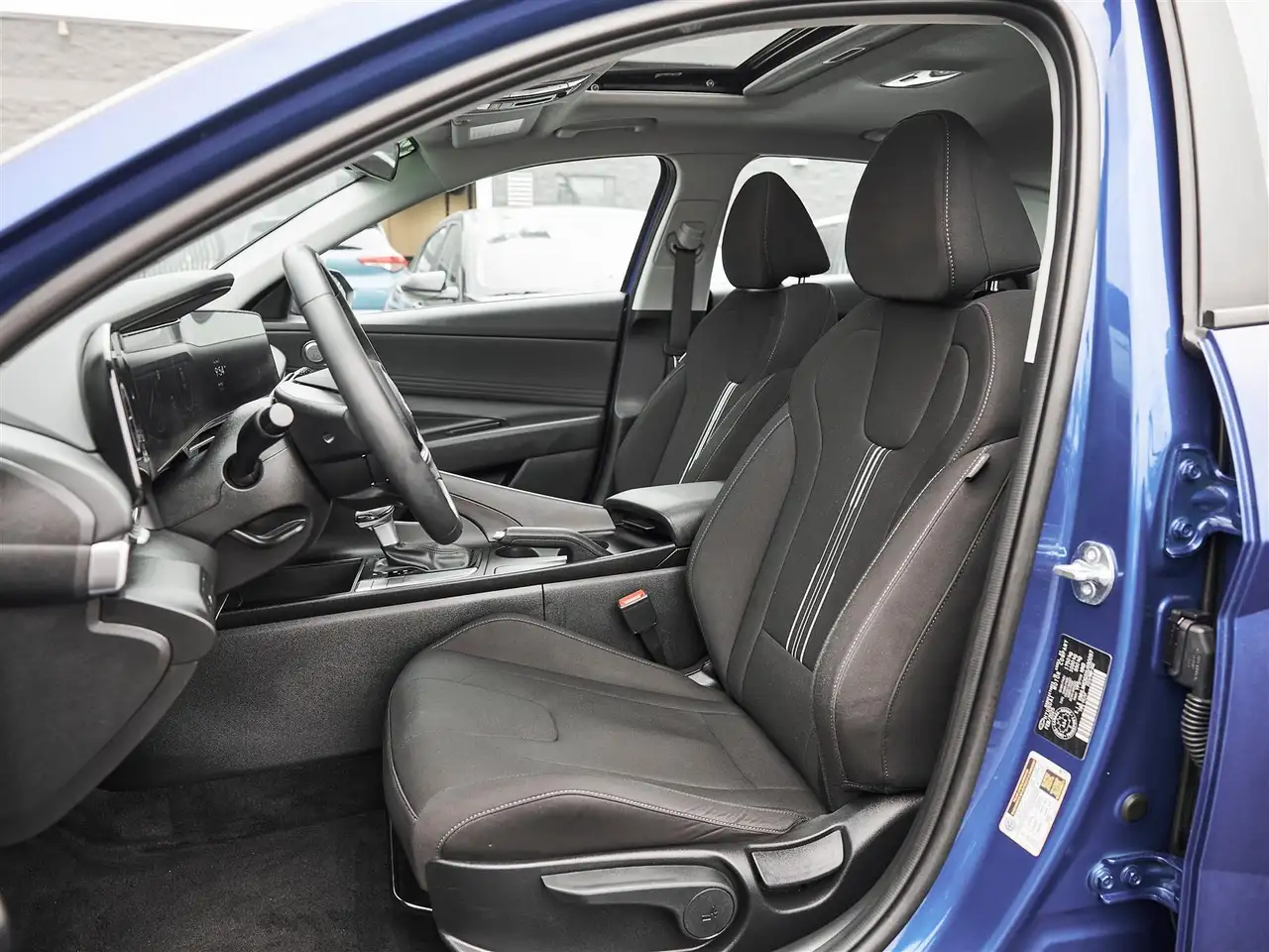 Hyundai ELANTRA снимка Hyundai ELANTRA