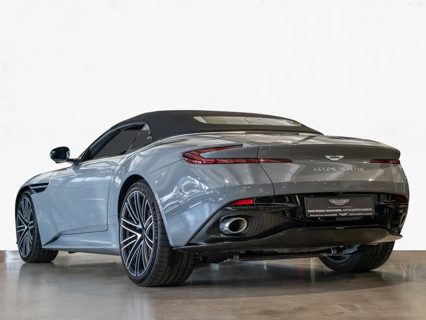 Aston Martin DB12 Volante Aston Martin Hamburg Grau - 2