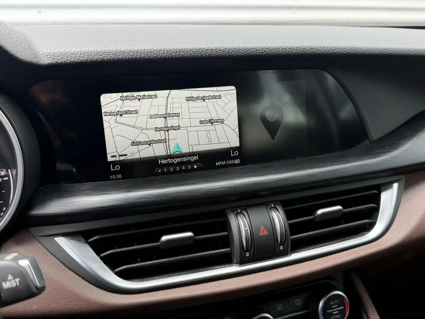 Alfa Romeo Stelvio 2.2d Super Automaat Cruise Led Navi 2019 Eerste Ei Wit - 2