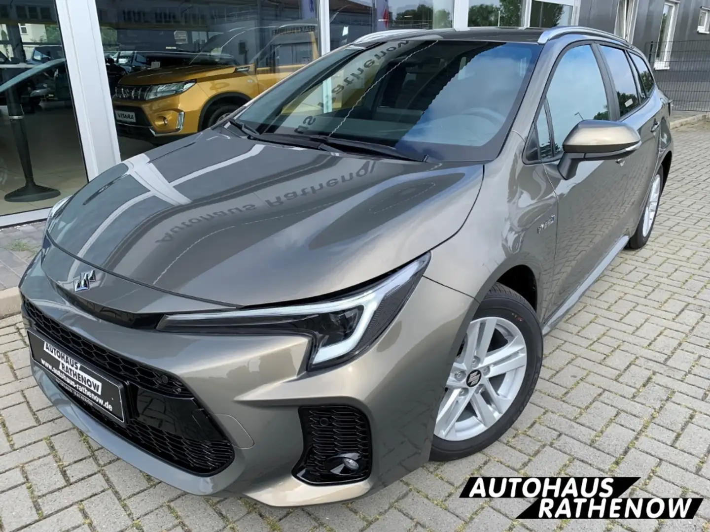 Suzuki Swace 1.8 Hybrid Comfort+ ab 3,99% eff. LED Tempomat Kam Braun - 2