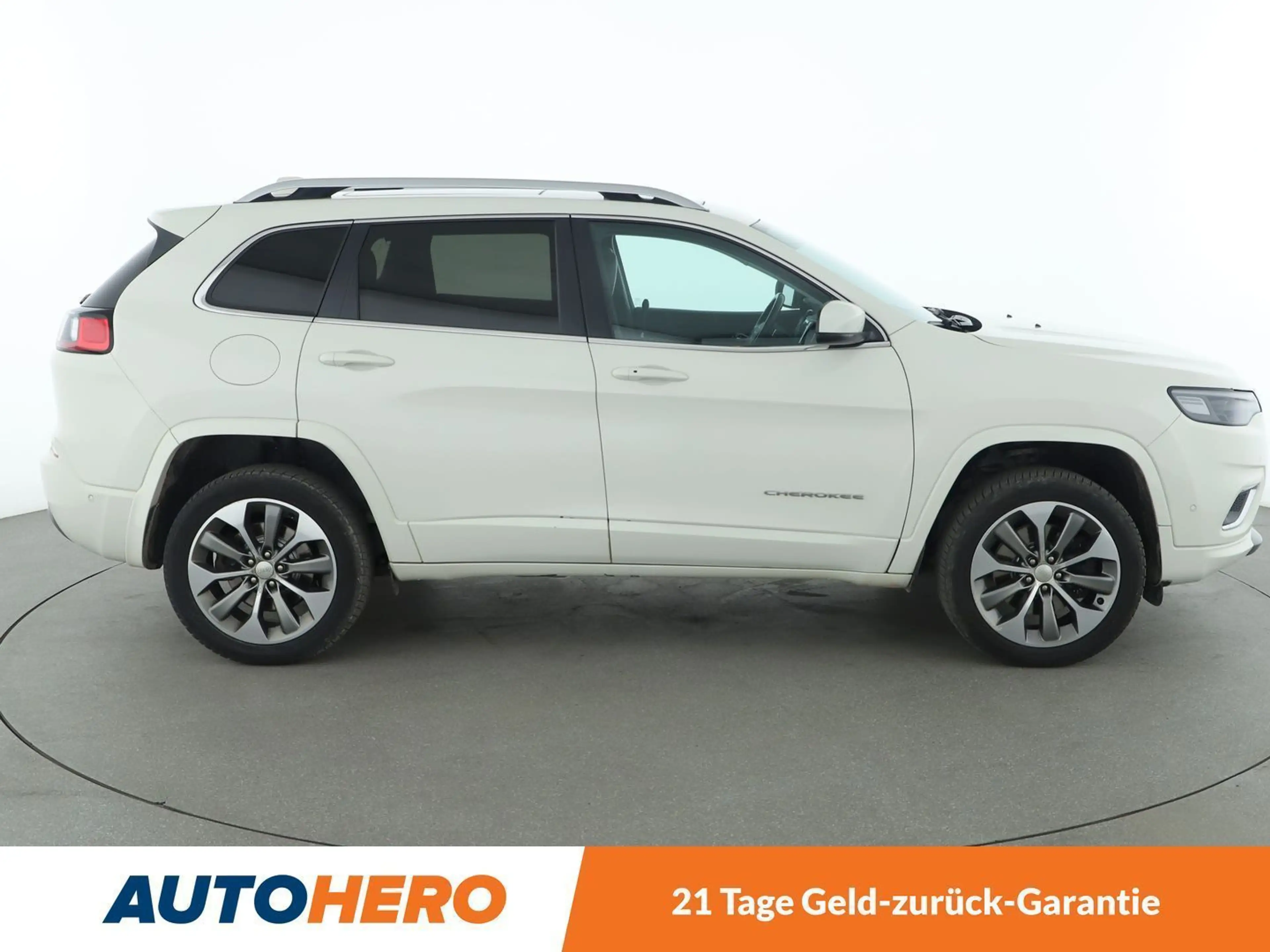 Jeep Cherokee 2.2 M-Jet Overland 4WD *NAVI*ACC*LIM*CAM* — photo 7