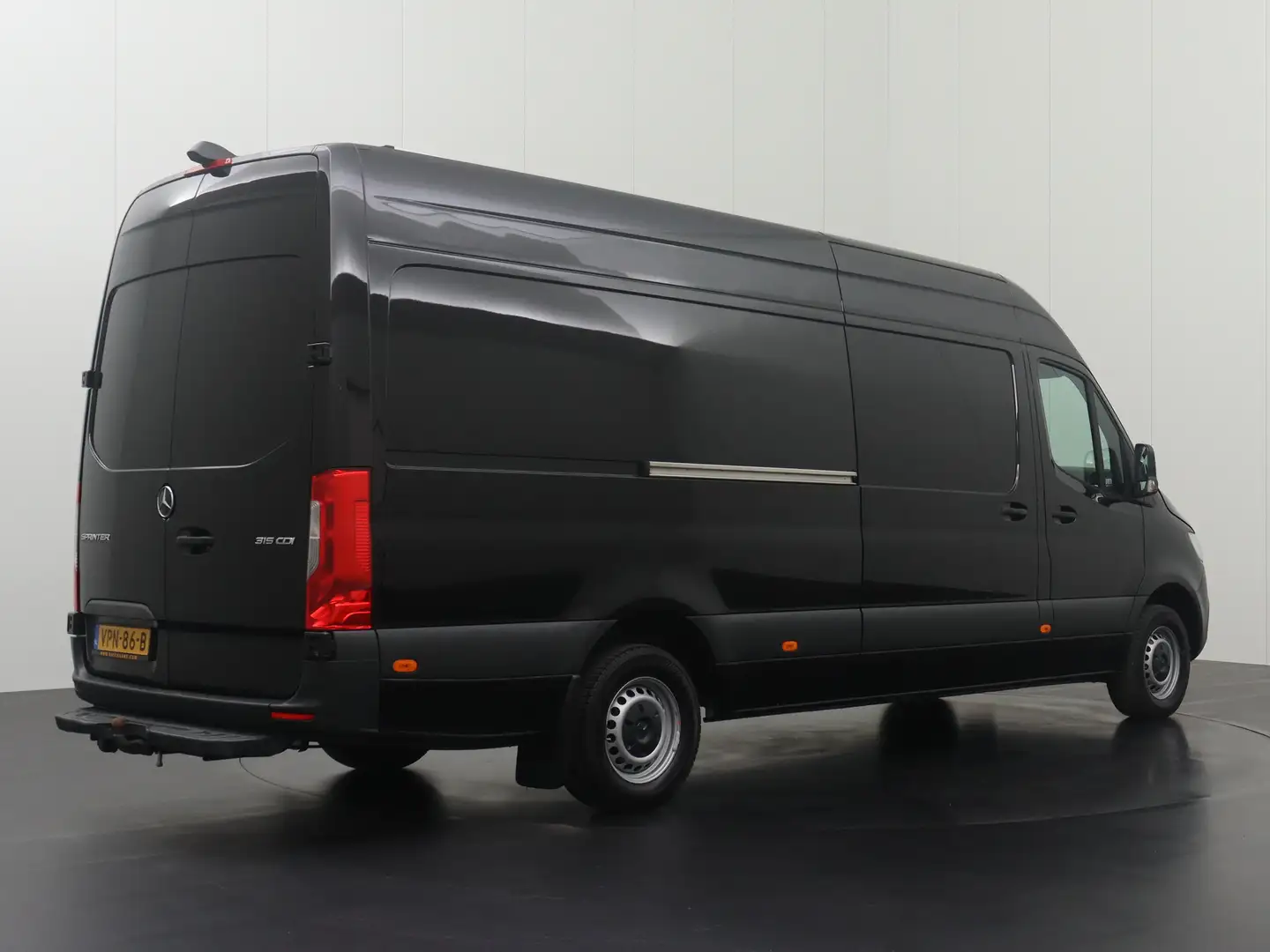 Mercedes-Benz Sprinter 315CDI 9G-Tronic Automaat L3H2 Maxi | Navigatie | Zwart - 2