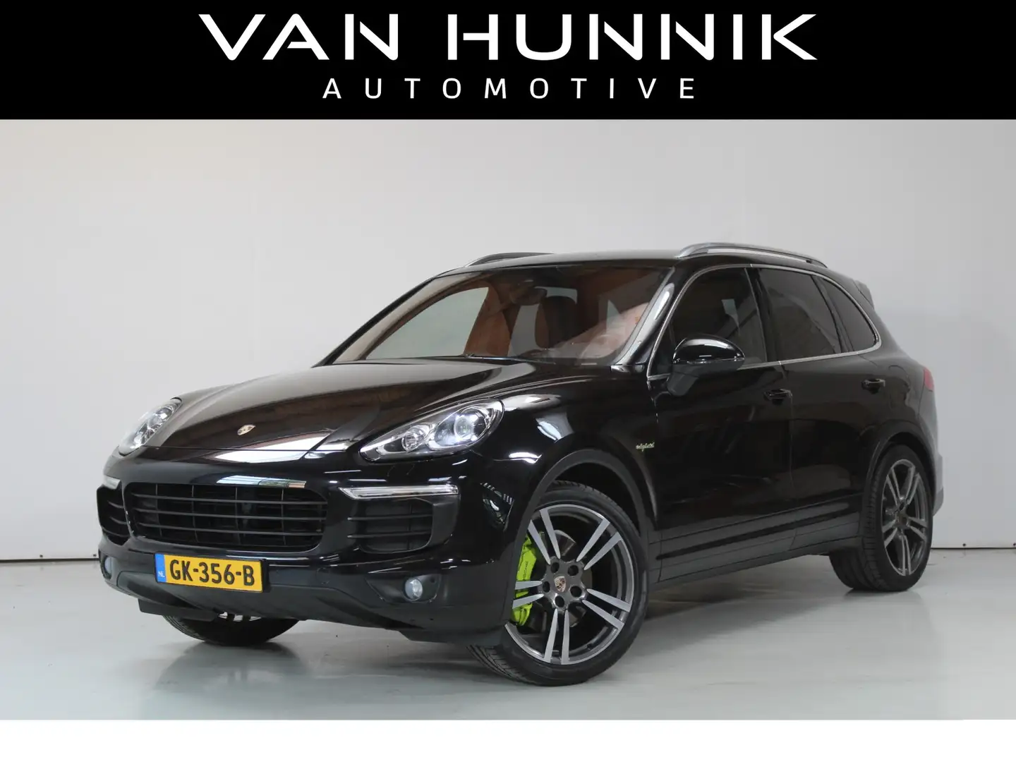 Porsche Cayenne 3.0 S E-Hybrid NL-Auto | Dealer Oh | Memory | Trek Zwart - 1