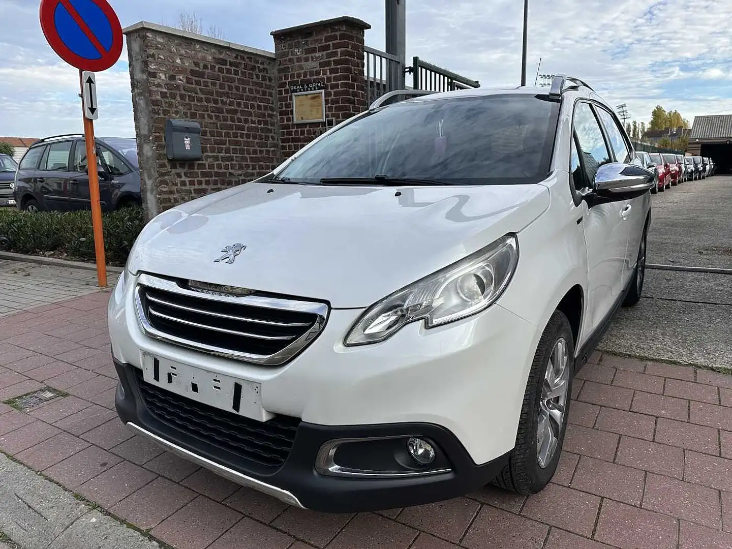 Peugeot 2008 1.2 I MET 54DKM EDITION ACCESS Blanc - 1