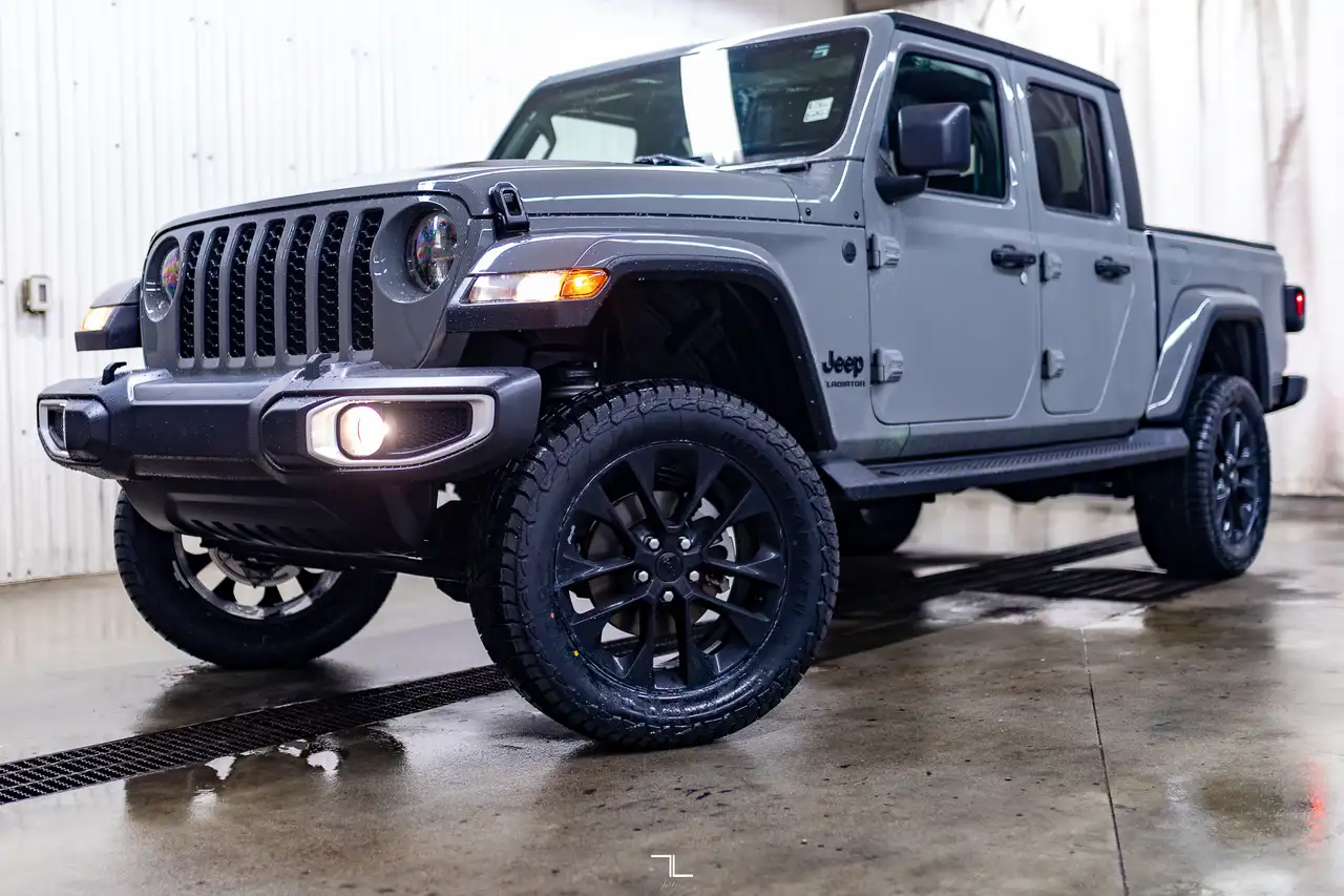 Jeep Gladiator снимка Jeep Gladiator