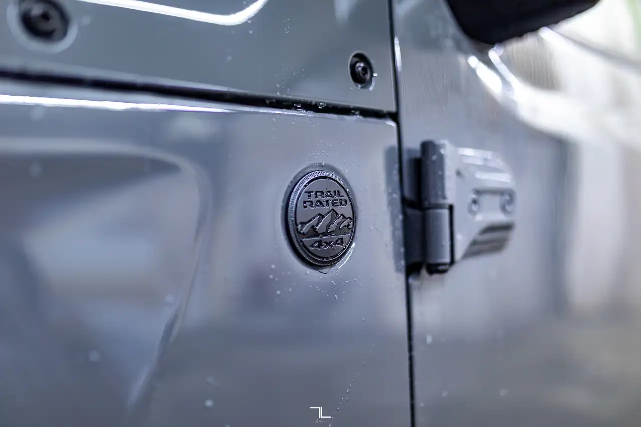 Jeep Gladiator снимка Jeep Gladiator