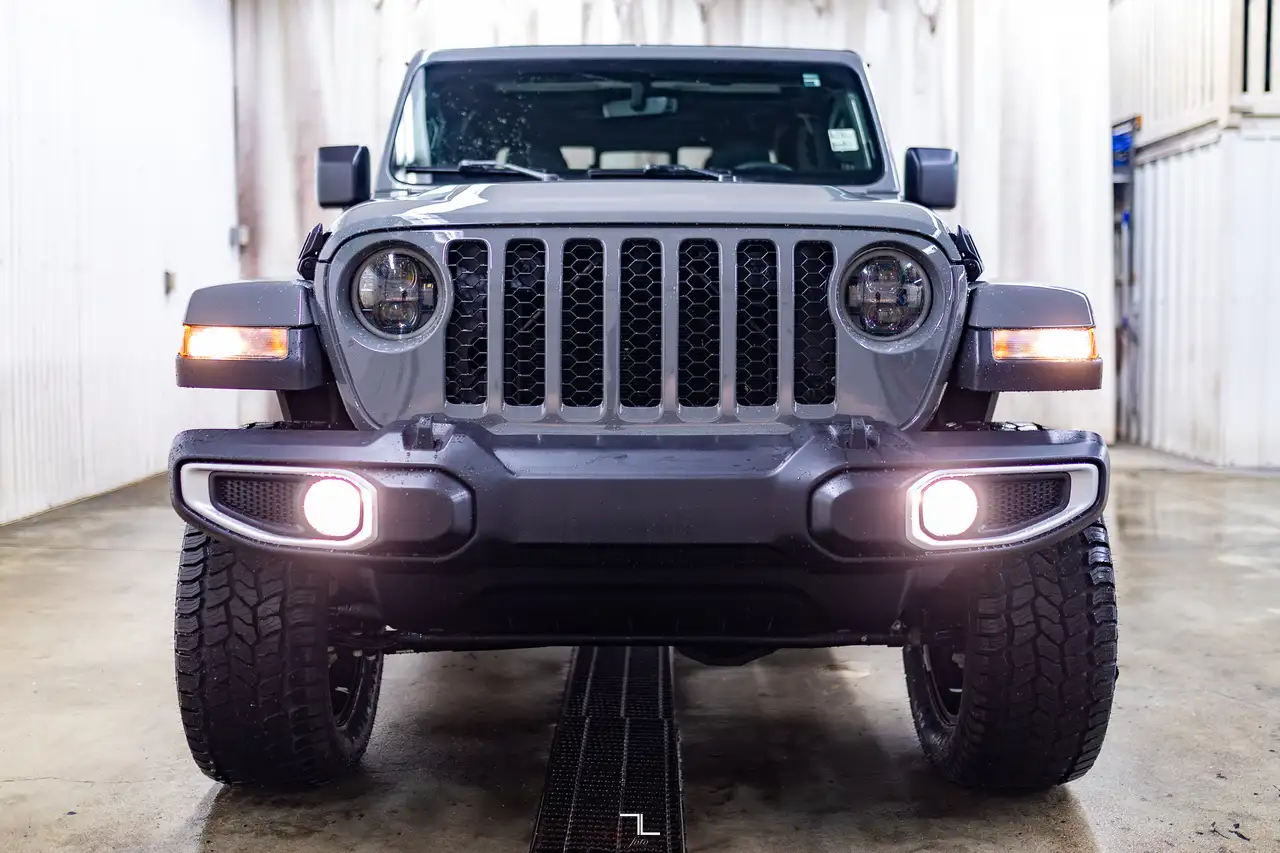 Jeep Gladiator снимка Jeep Gladiator