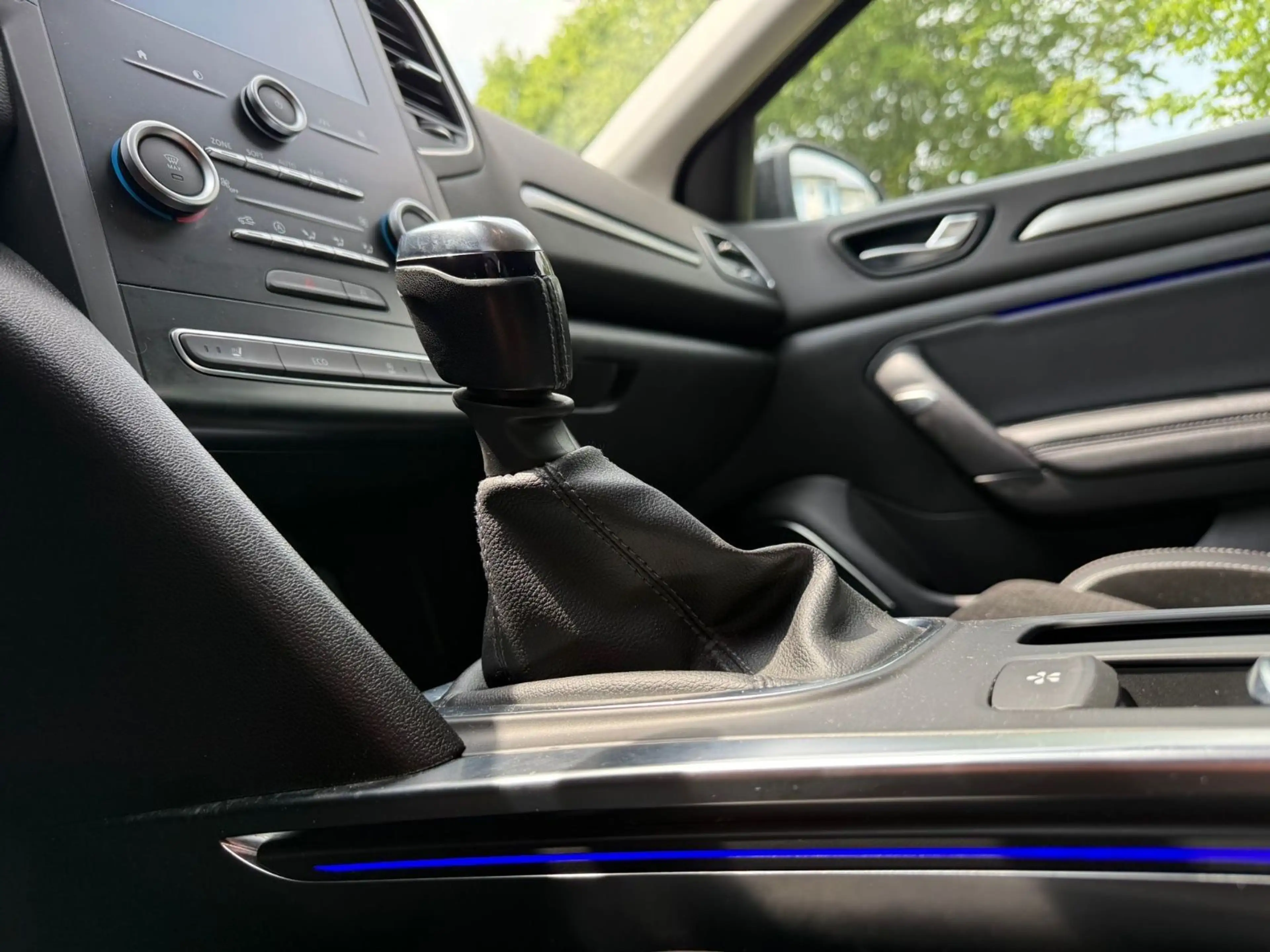Renault Megane IV Grandtour Intens, Navi, LED, SHZ — photo 12