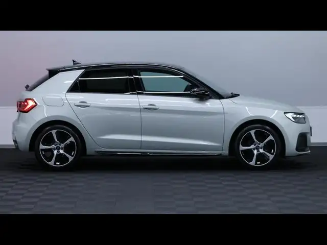 Audi A1 view 4