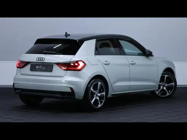 Audi A1 view 5