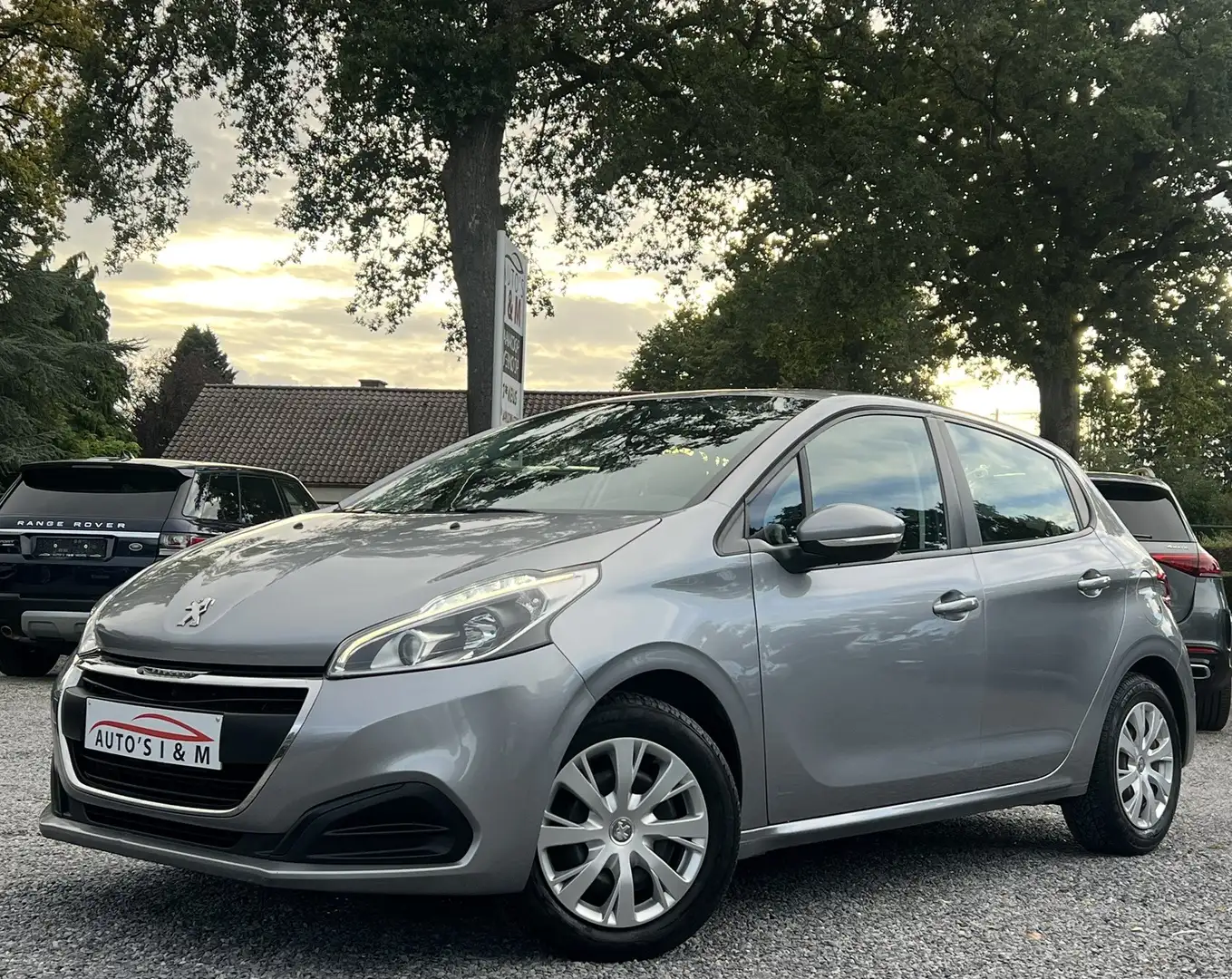Peugeot 208 1.2i Benzine 2019 Camera Airco CruiseC. Garantie! Gris - 1