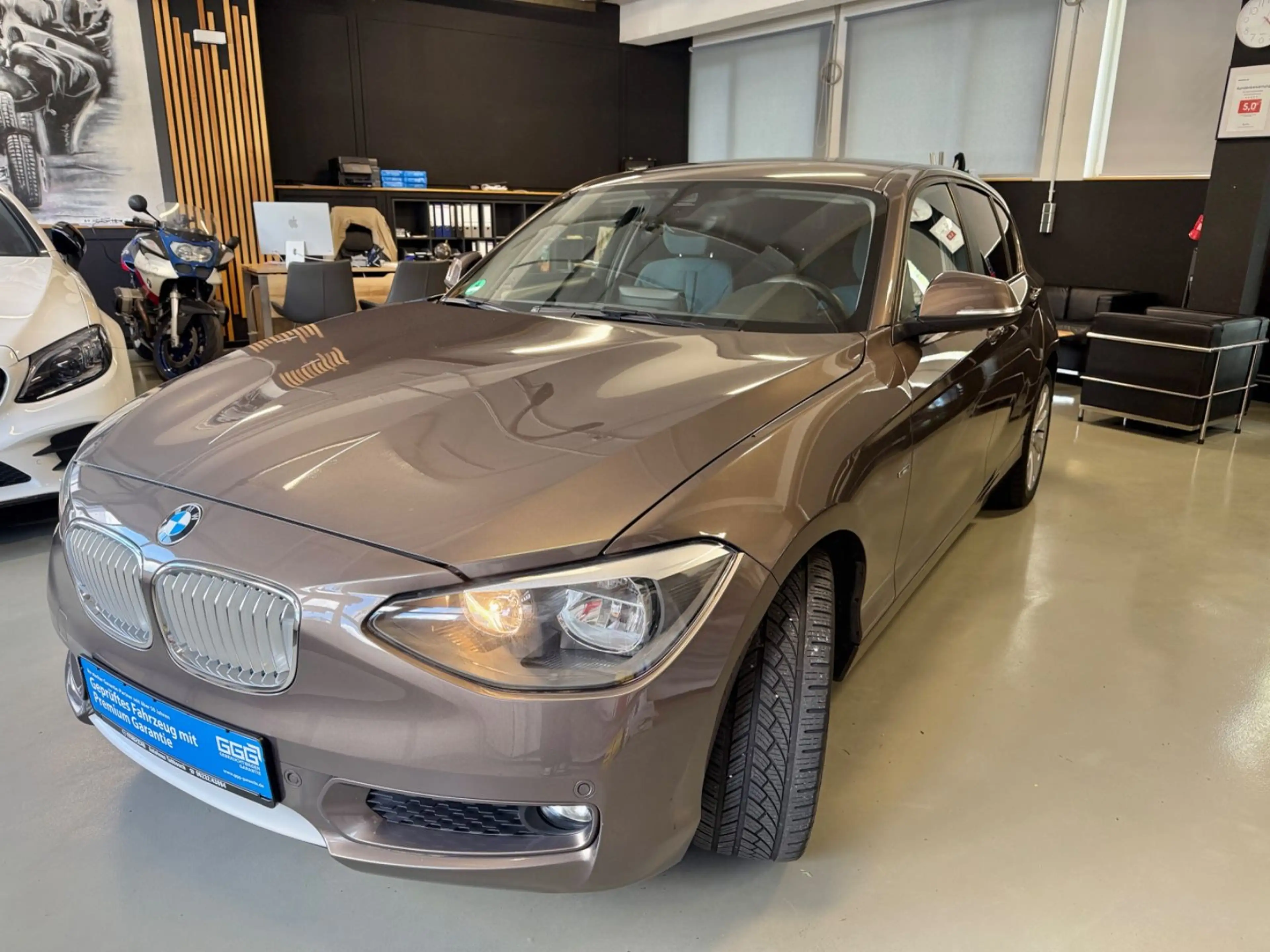 BMW 125 1 Limousine 5-trg. 125 i 1 JAHR GARANTIE