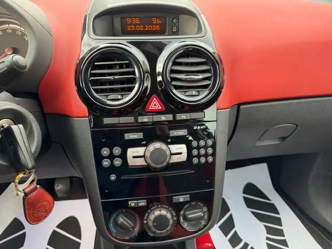 Opel Corsa Corsa — photo 12