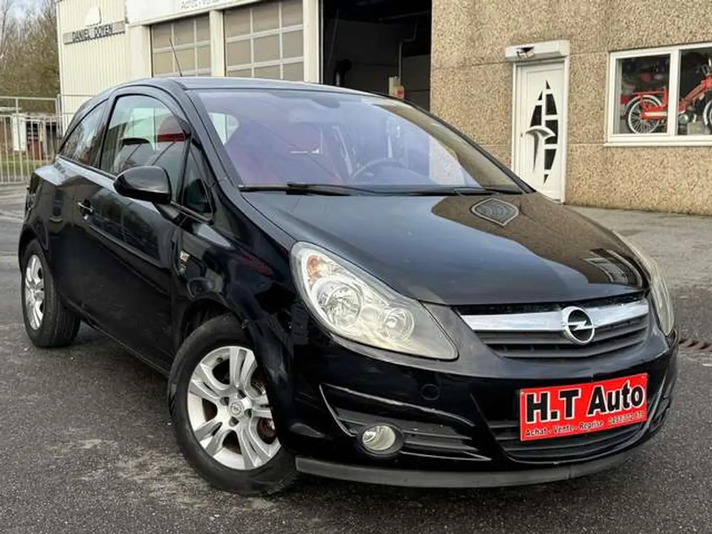 Opel Corsa 1.2i Enjoy/Etat Neuf/Garantie 1 An/Euro 5 - 2