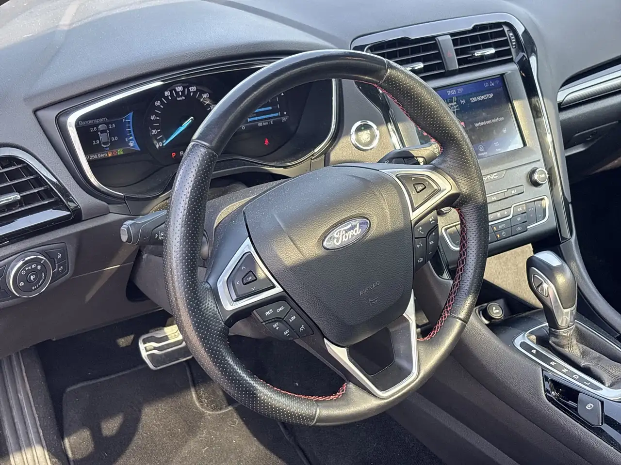 Ford Mondeo Wagon 2.0 IVCT HEV ST-Line PANO NAVI CRUISE CAMER, миниатюра 15