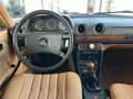 Mercedes-Benz 200 E W123 Limousine mit Schiebedach Beige - thumbnail 8