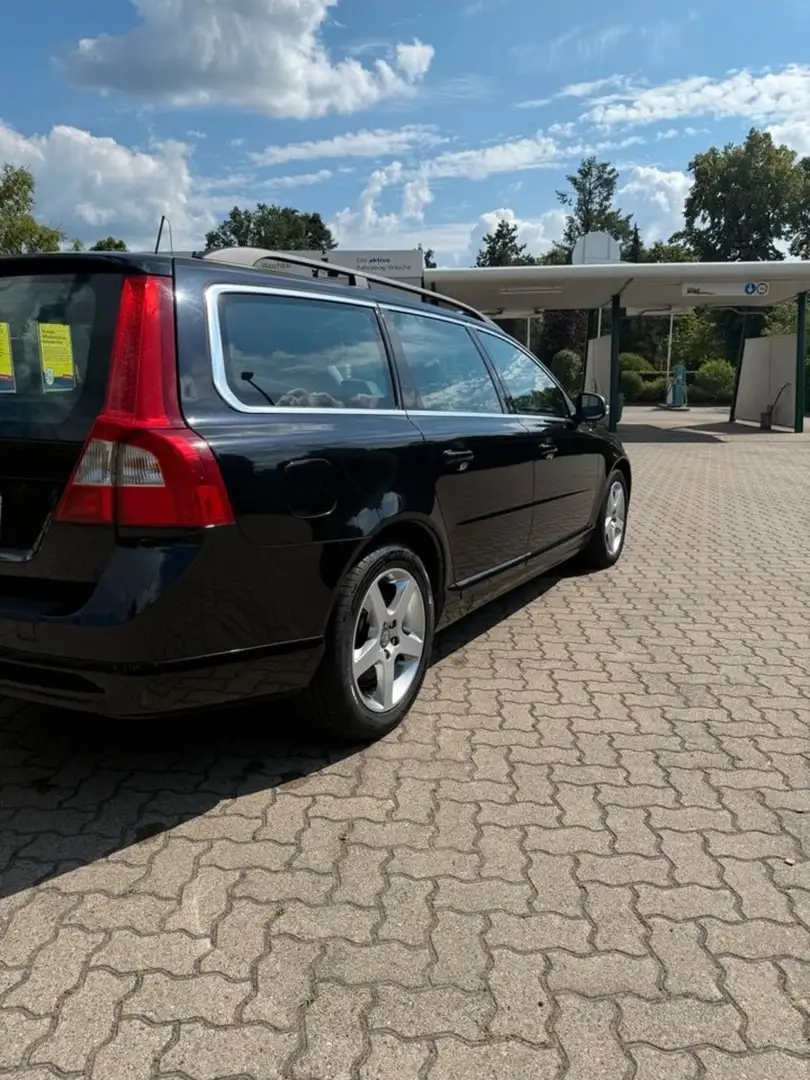 Volvo V70 D5 Momentum - 2
