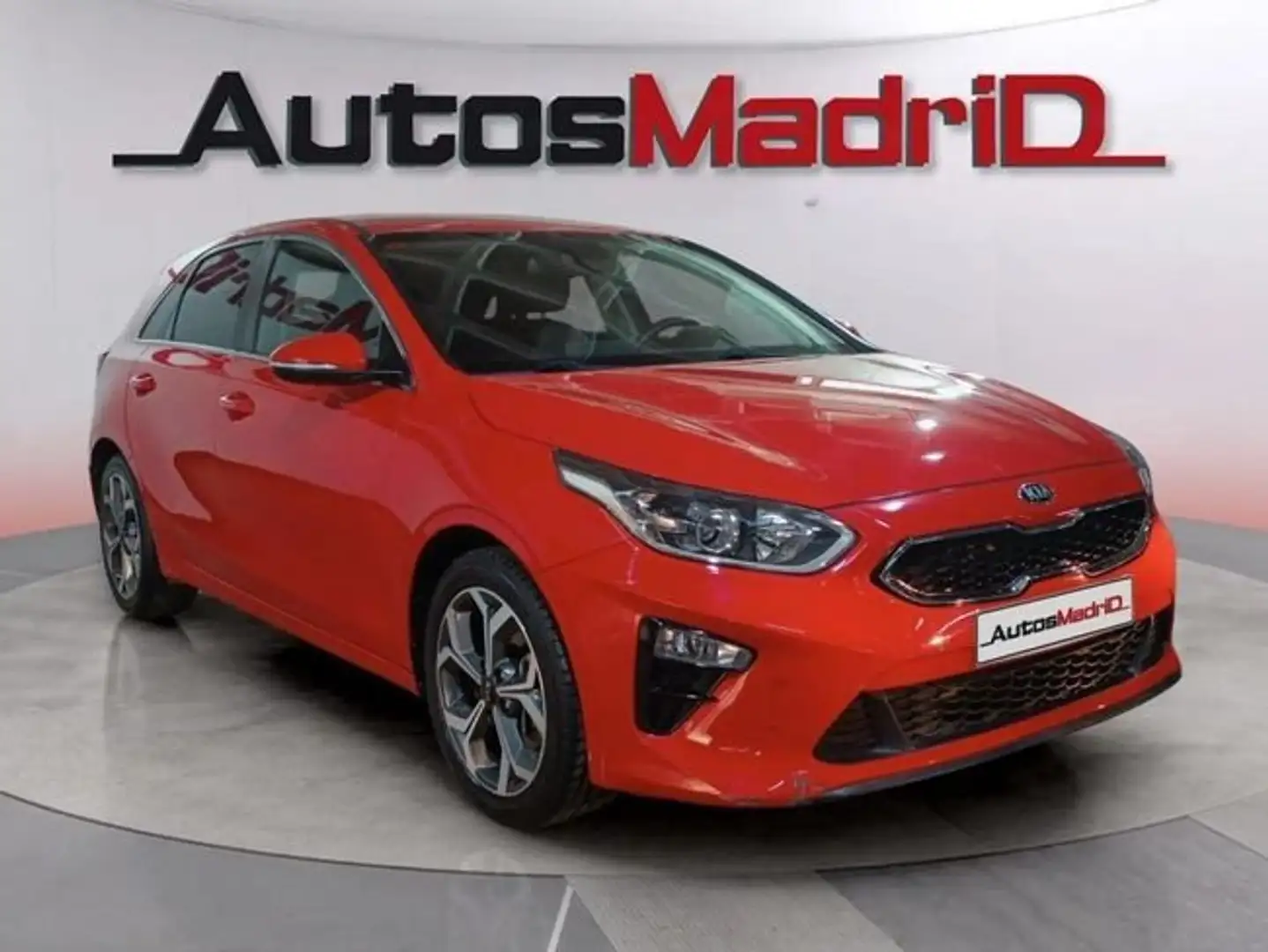 Kia Ceed / cee'd 1.4 CVVT Tech Rojo - 1