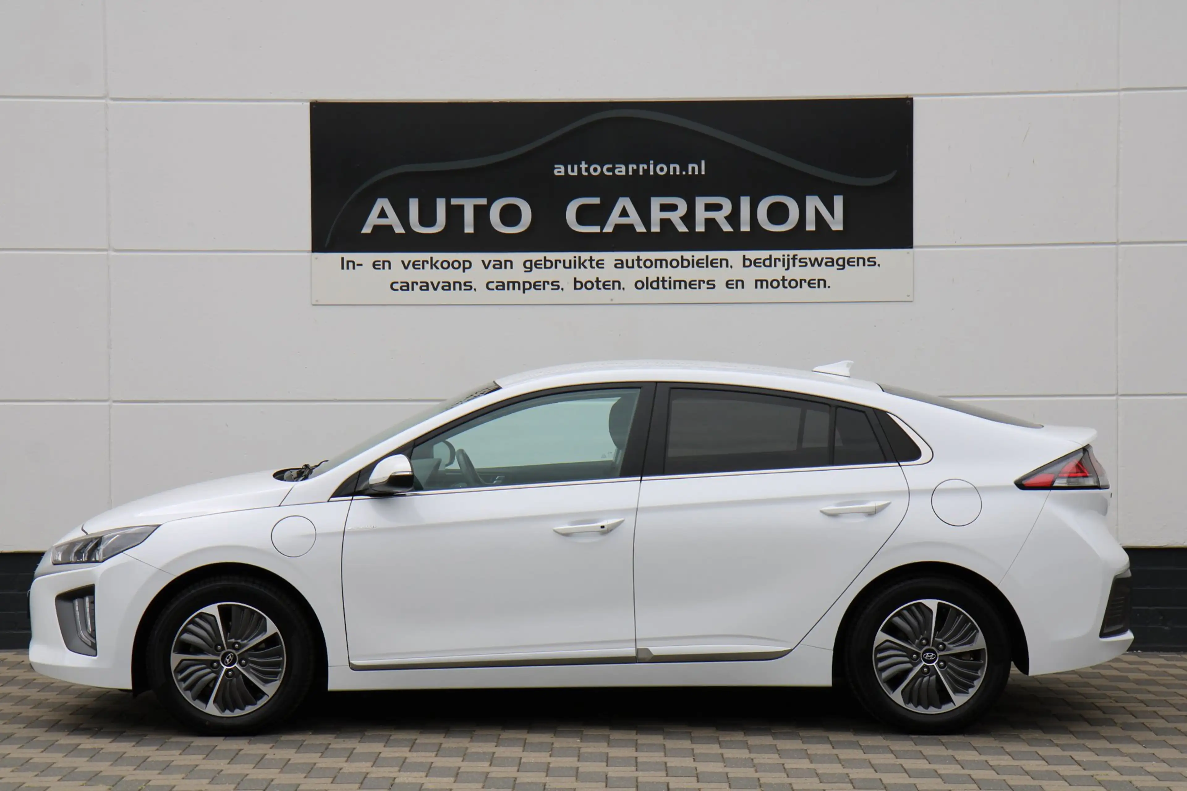 Hyundai IONIQ 1.6 GDi PHEV Carplay Camera Dealer Ond. !! — photo 4