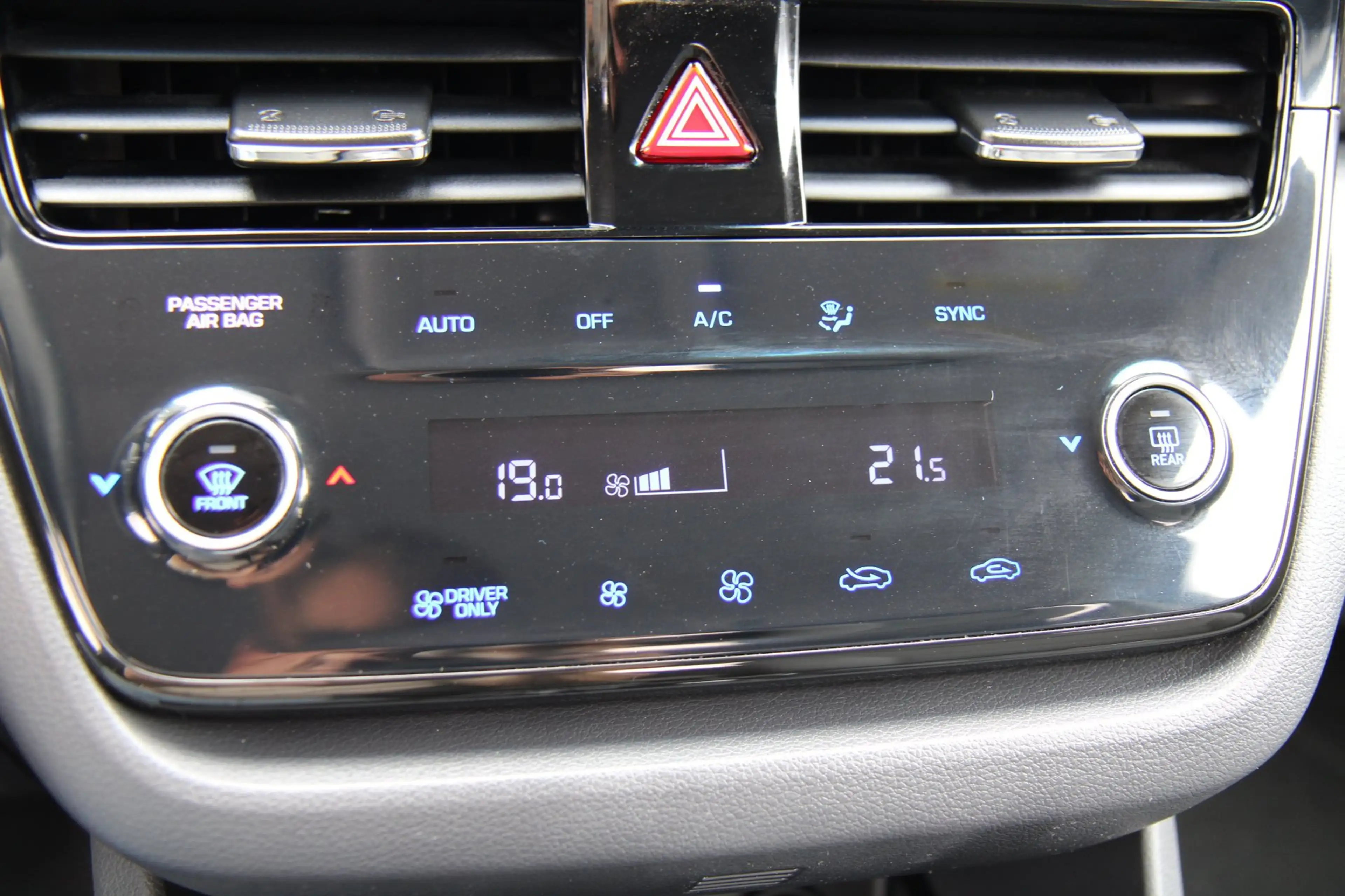 Hyundai IONIQ 1.6 GDi PHEV Carplay Camera Dealer Ond. !! — photo 34