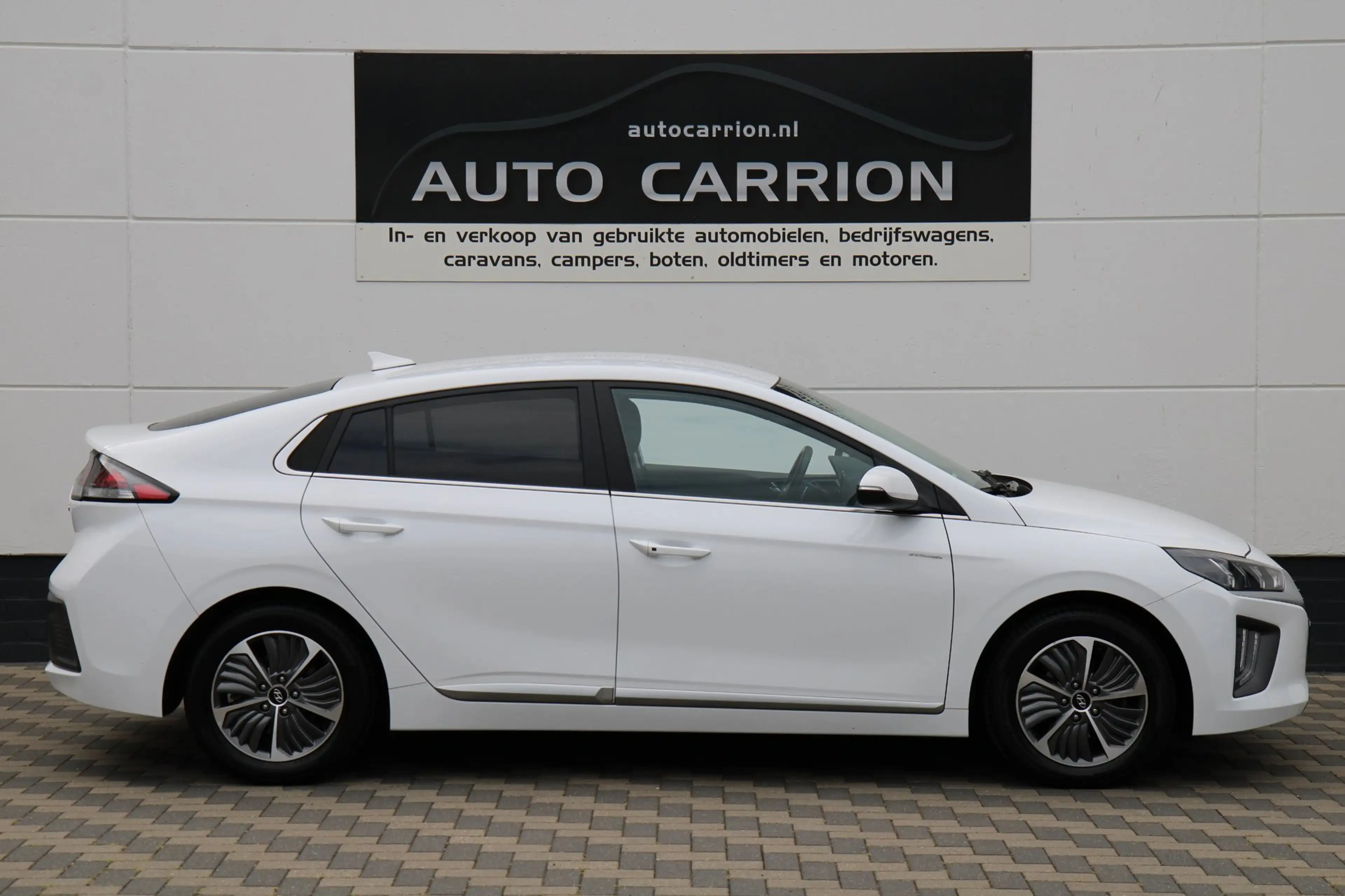 Hyundai IONIQ 1.6 GDi PHEV Carplay Camera Dealer Ond. !! — photo 2