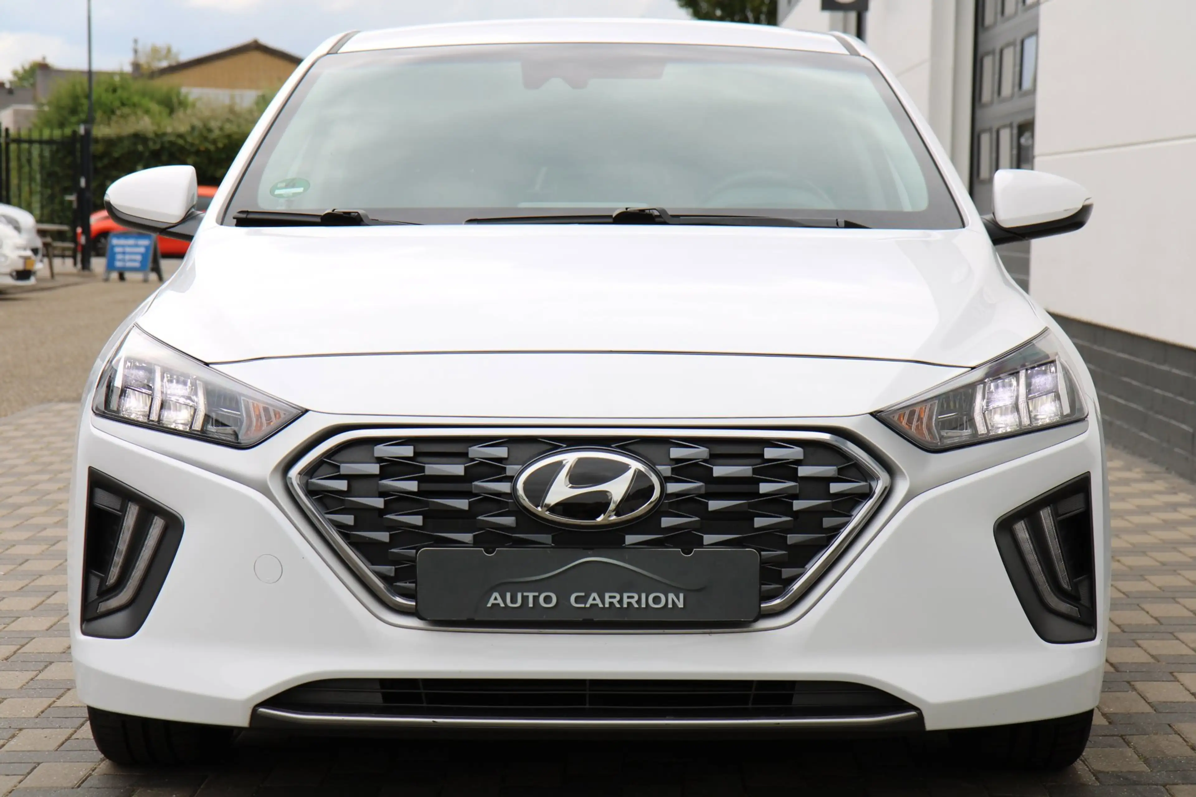 Hyundai IONIQ 1.6 GDi PHEV Carplay Camera Dealer Ond. !! — photo 42
