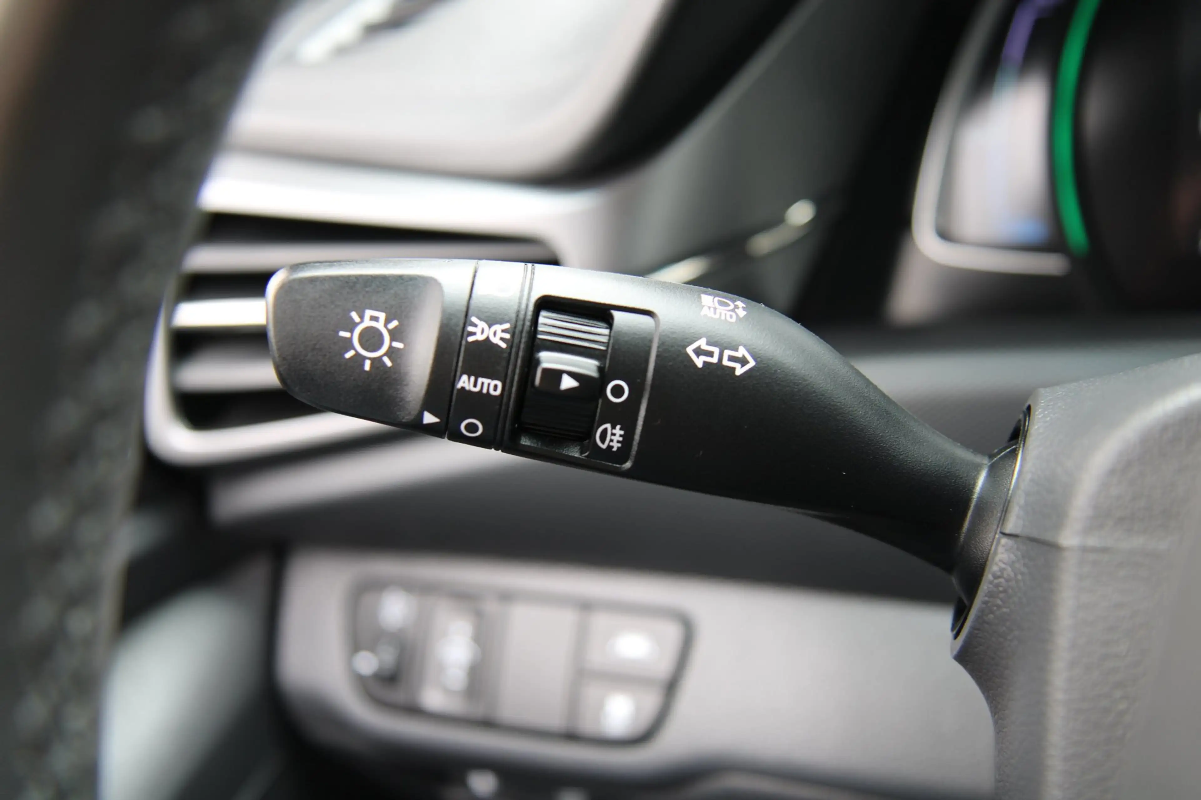 Hyundai IONIQ 1.6 GDi PHEV Carplay Camera Dealer Ond. !! — photo 20