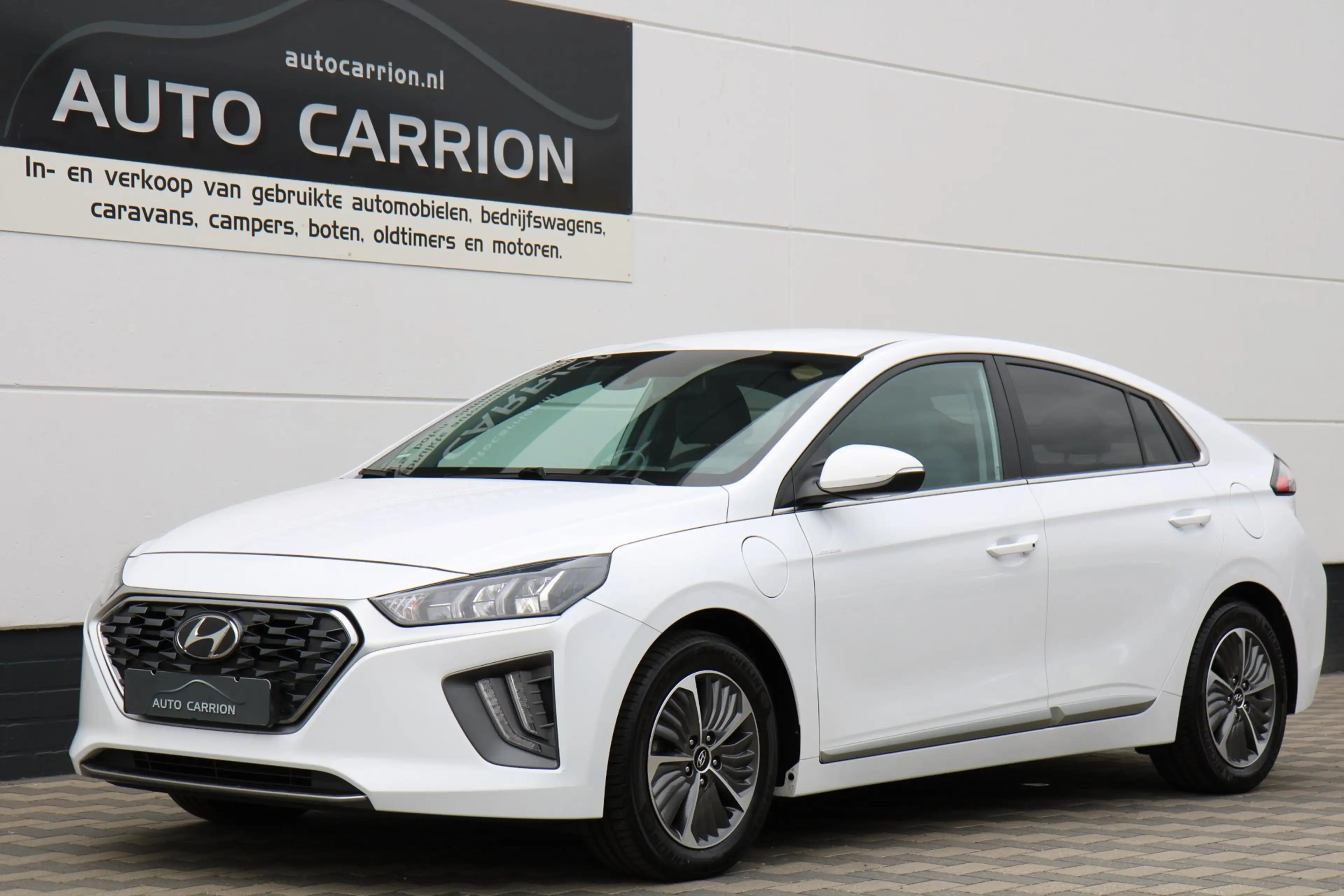 Hyundai IONIQ 1.6 GDi PHEV Carplay Camera Dealer Ond. !! — photo 6