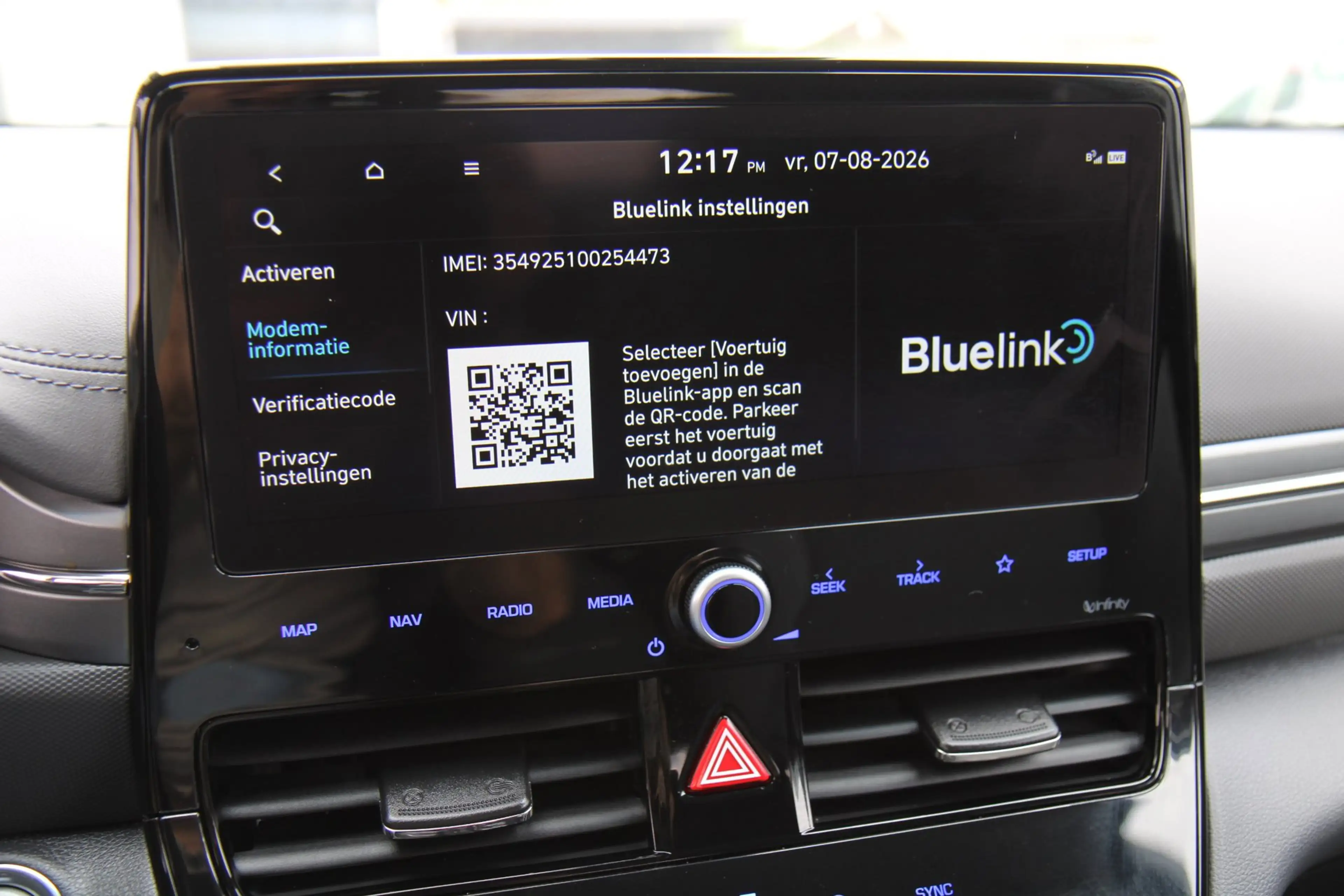 Hyundai IONIQ 1.6 GDi PHEV Carplay Camera Dealer Ond. !! — photo 32