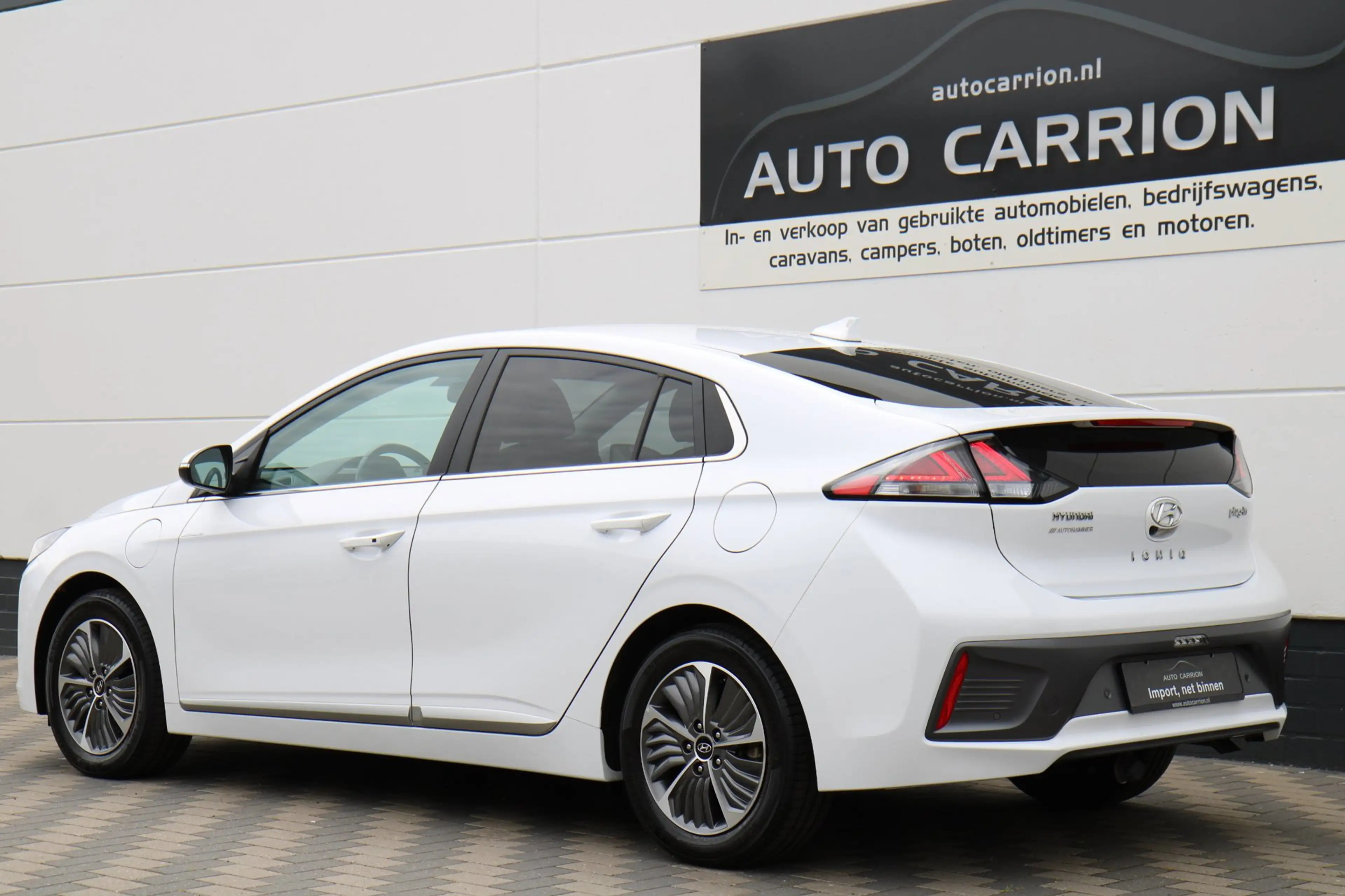 Hyundai IONIQ 1.6 GDi PHEV Carplay Camera Dealer Ond. !! — photo 7