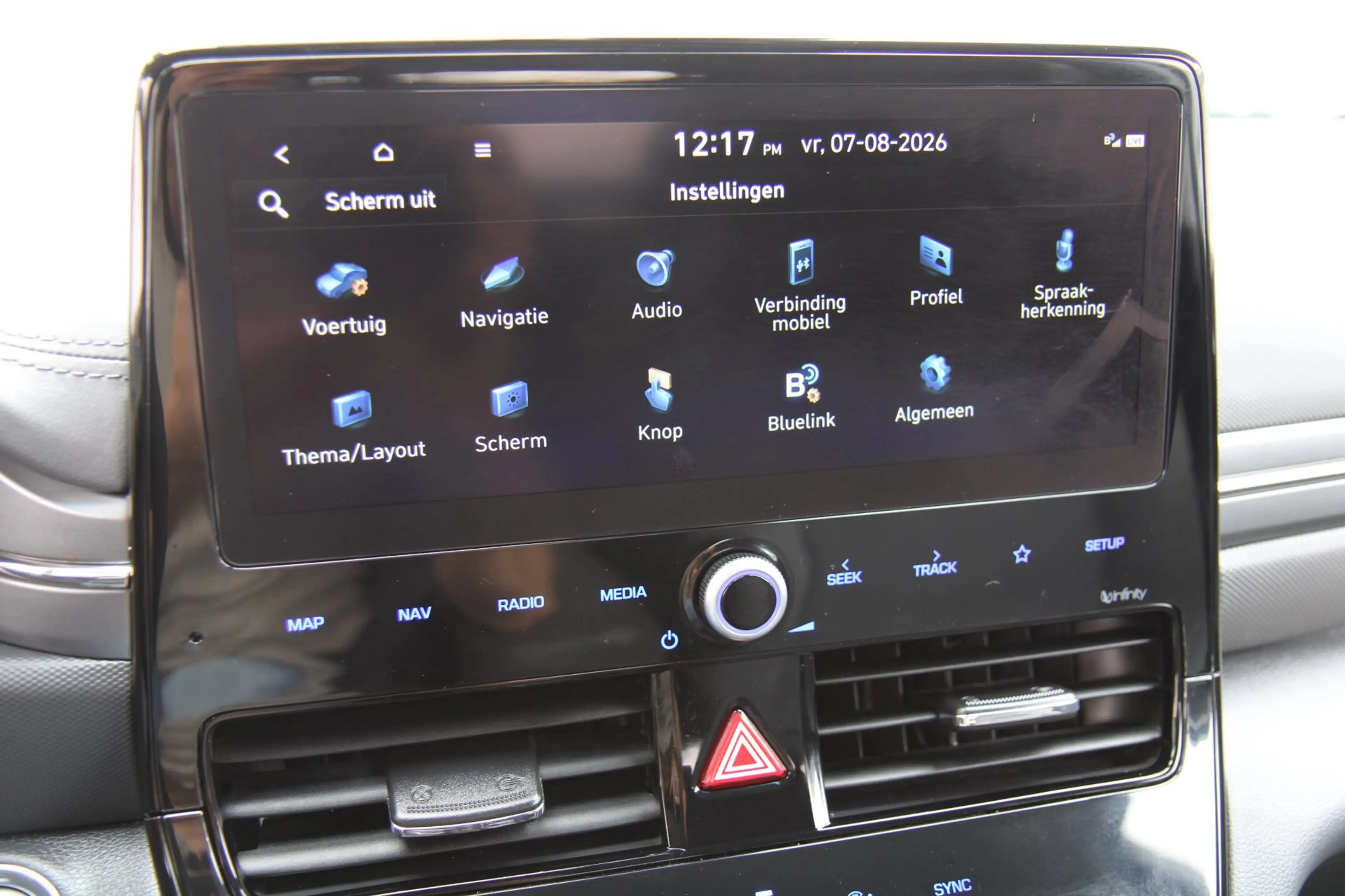 Hyundai IONIQ 1.6 GDi PHEV Carplay Camera Dealer Ond. !! — photo 31