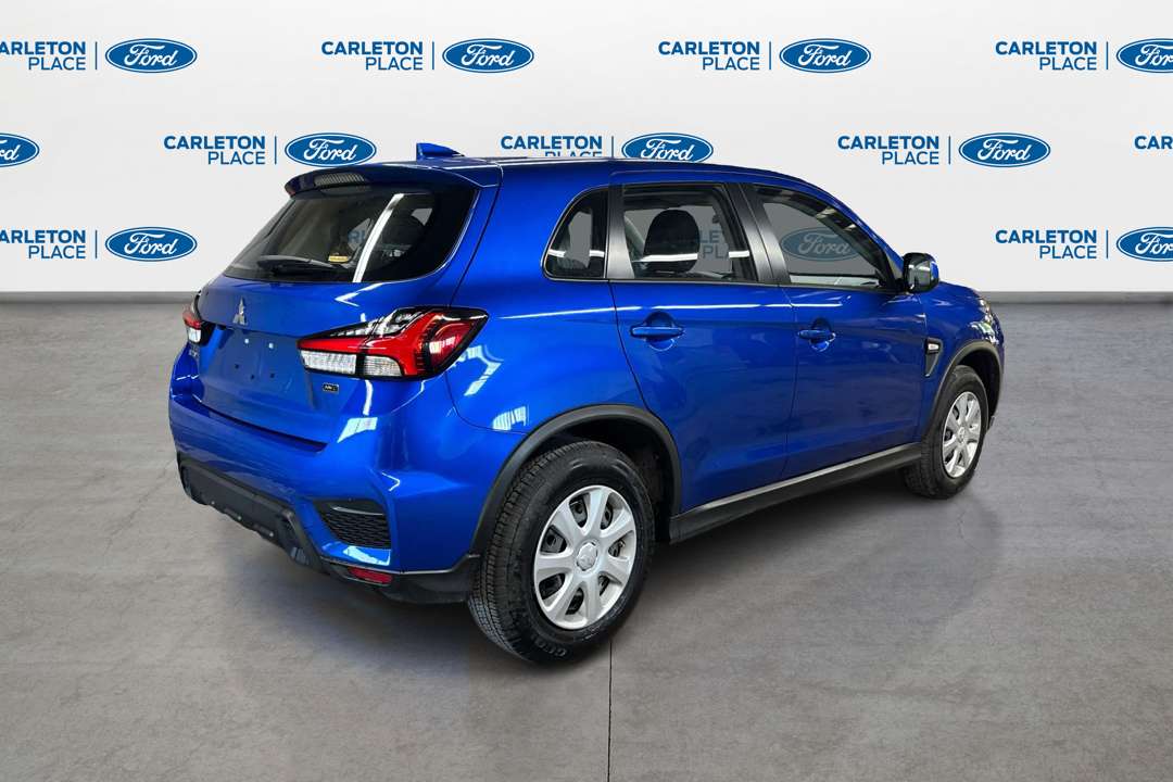 2026 Mitsubishi RVR ES  | CarPlay BackUp Cam 8 Screen Heated Seats — снимка 5